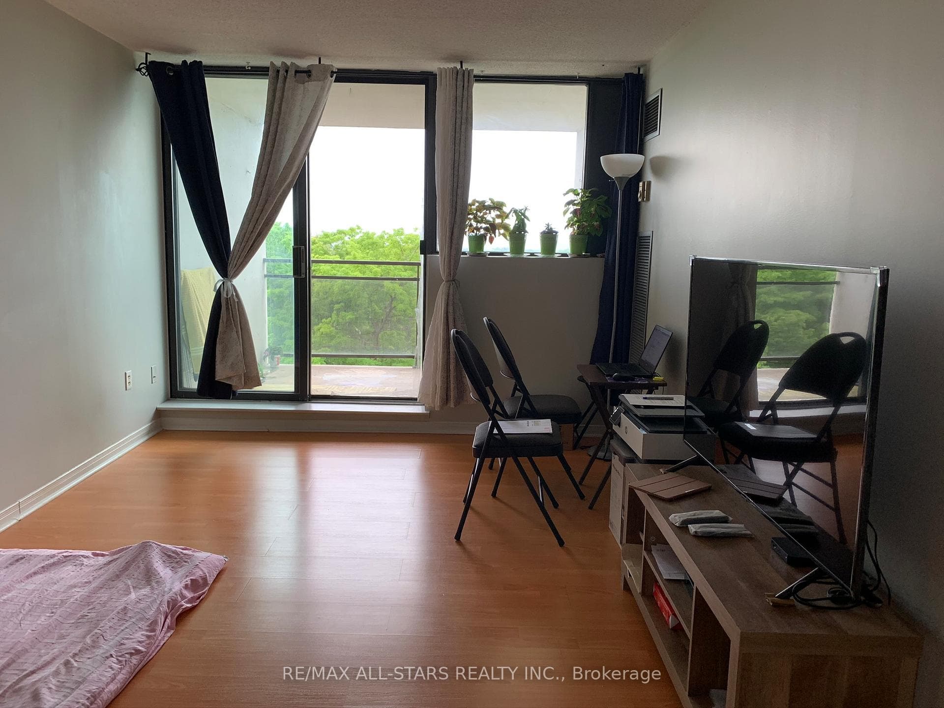 10 Tapscott Road Unit 802 photo 11