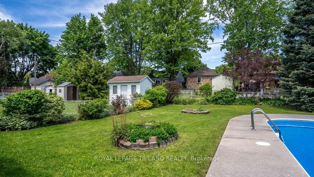 16 Pritchard Place photo 37