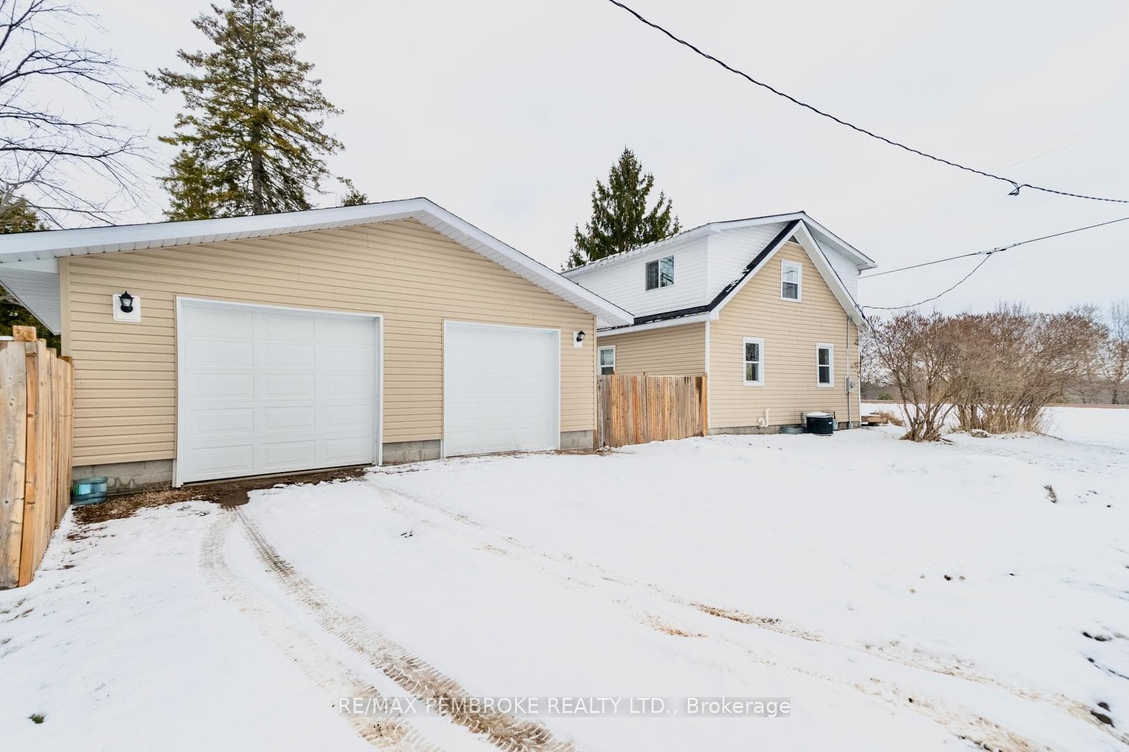 660 Bruham Avenue photo 3