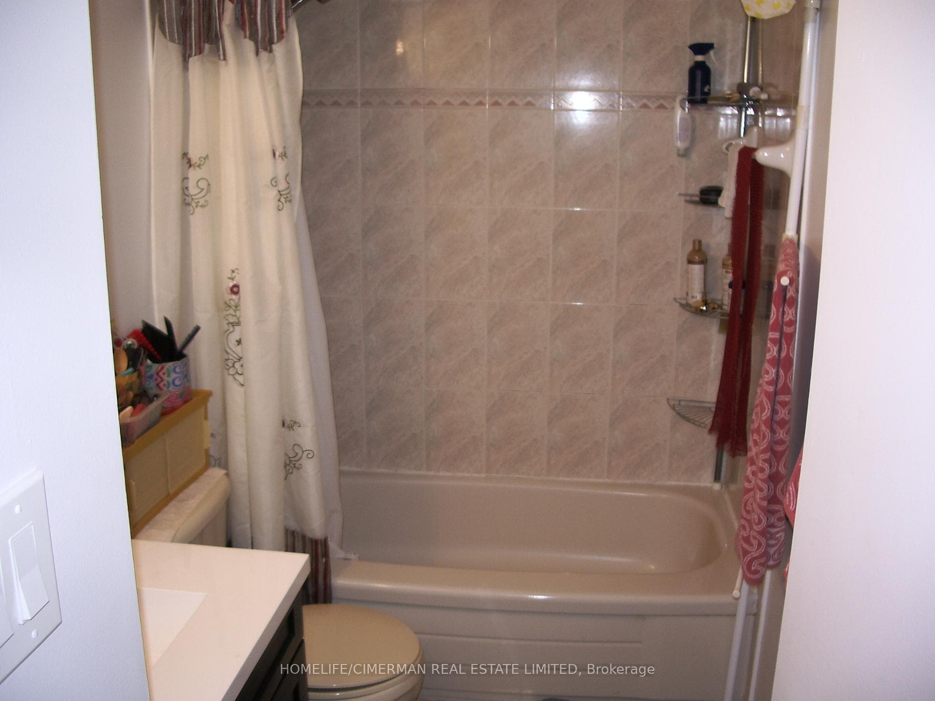 48 Wallis Crescent photo 22