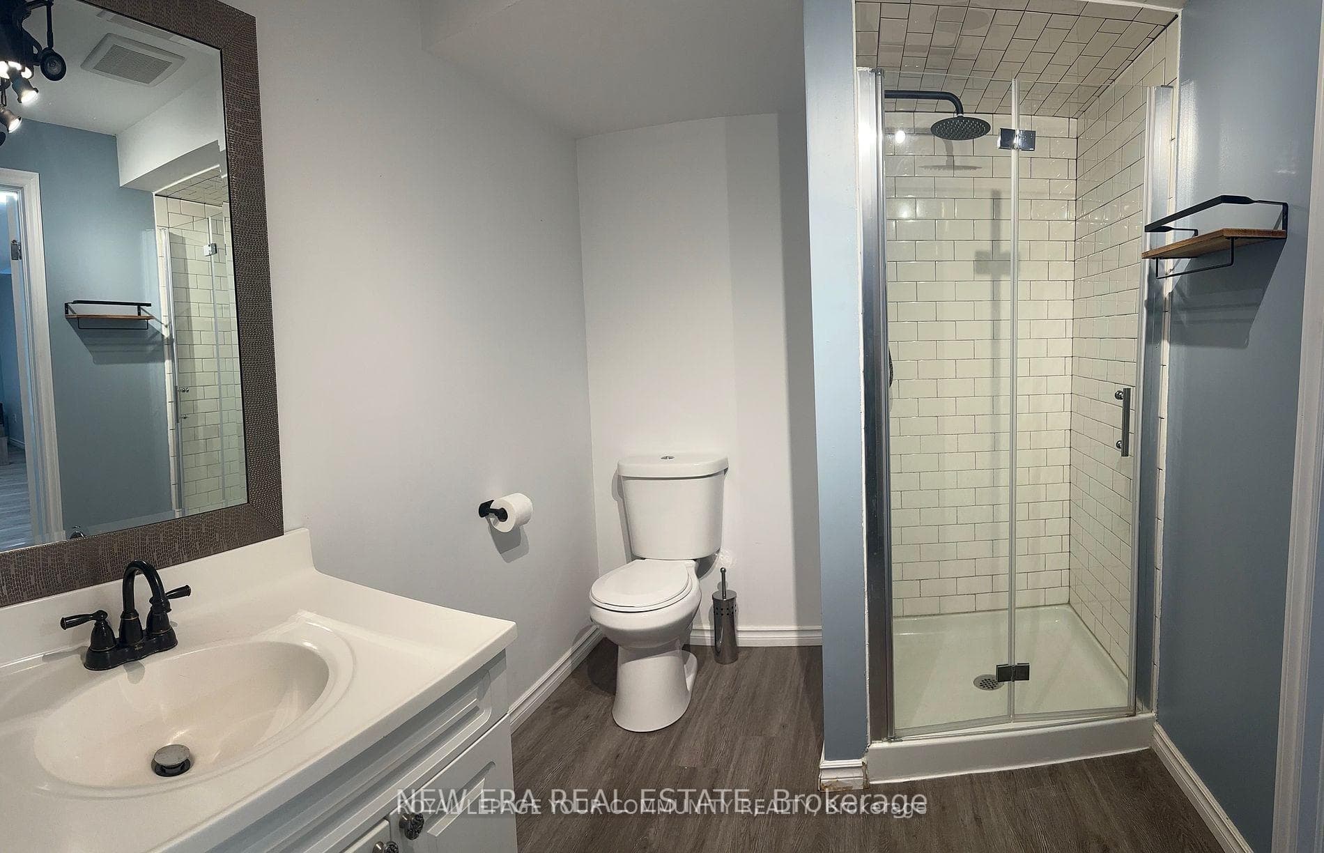 1031 Lake Drive Unit Lower photo 9
