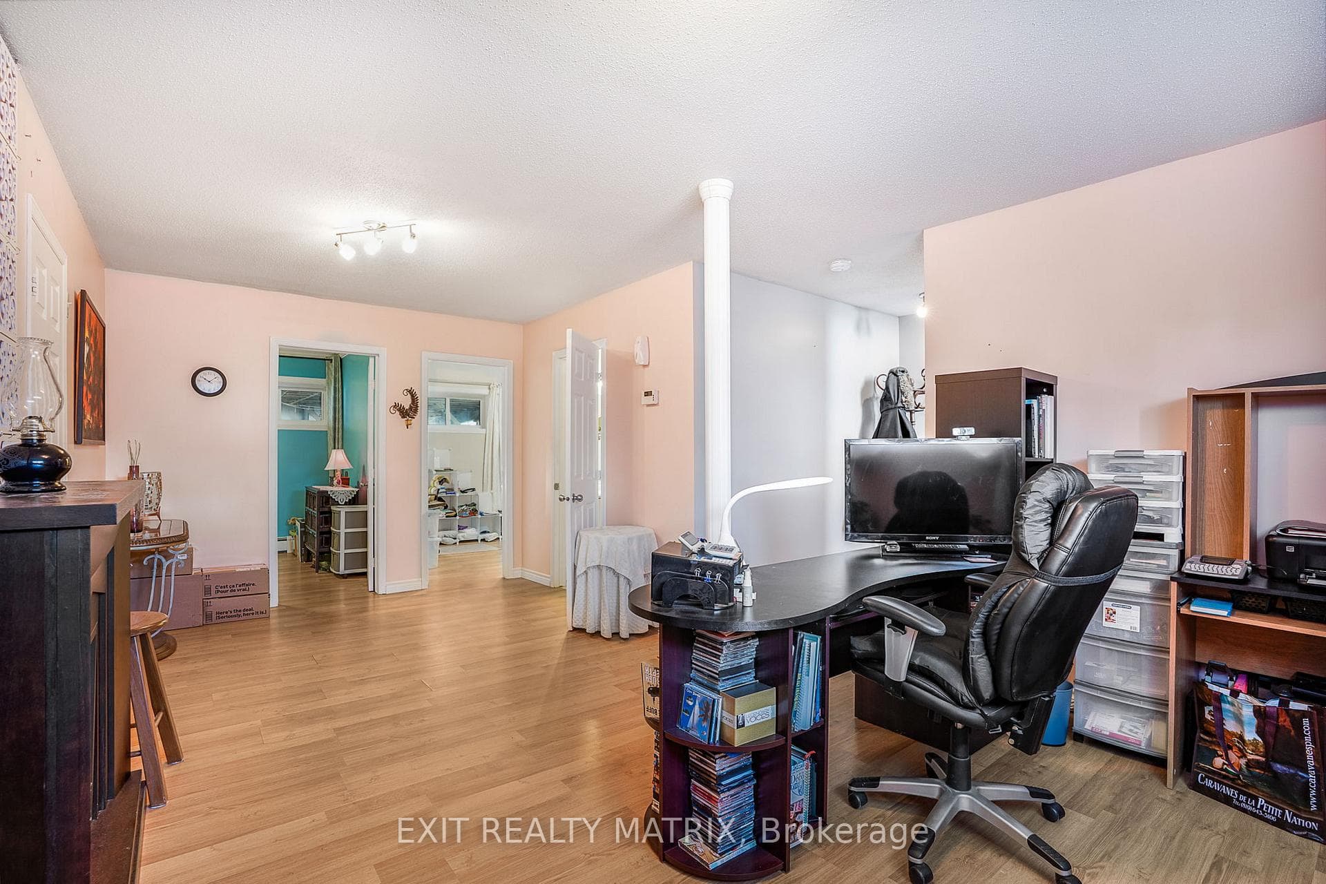 443 Christine Street photo 21