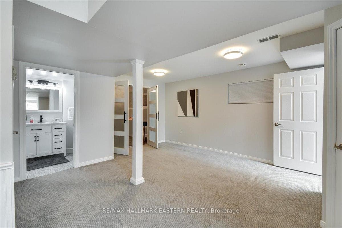 207 Milroy Drive photo 32