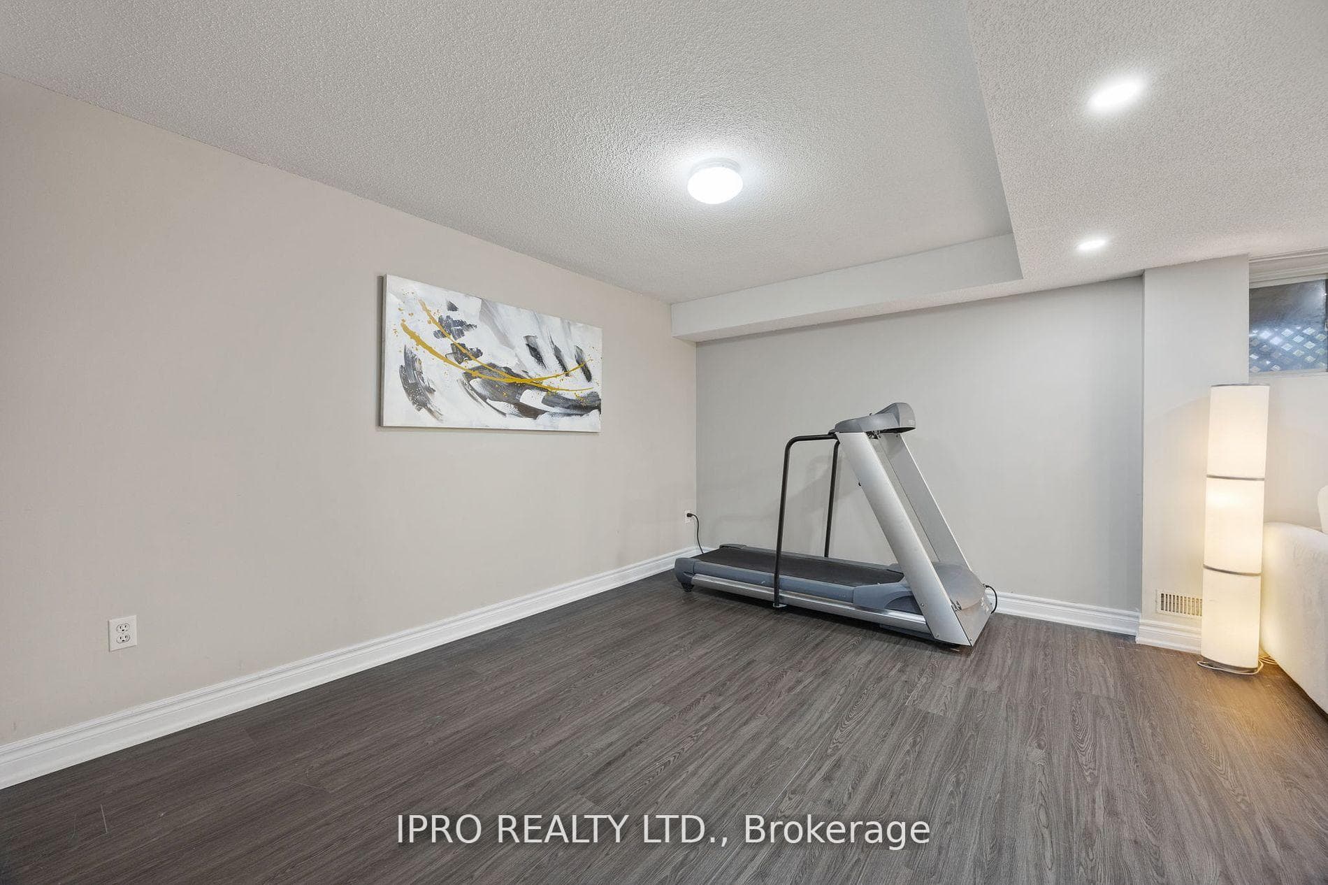 5658 Glen Erin Drive Unit 26 photo 18