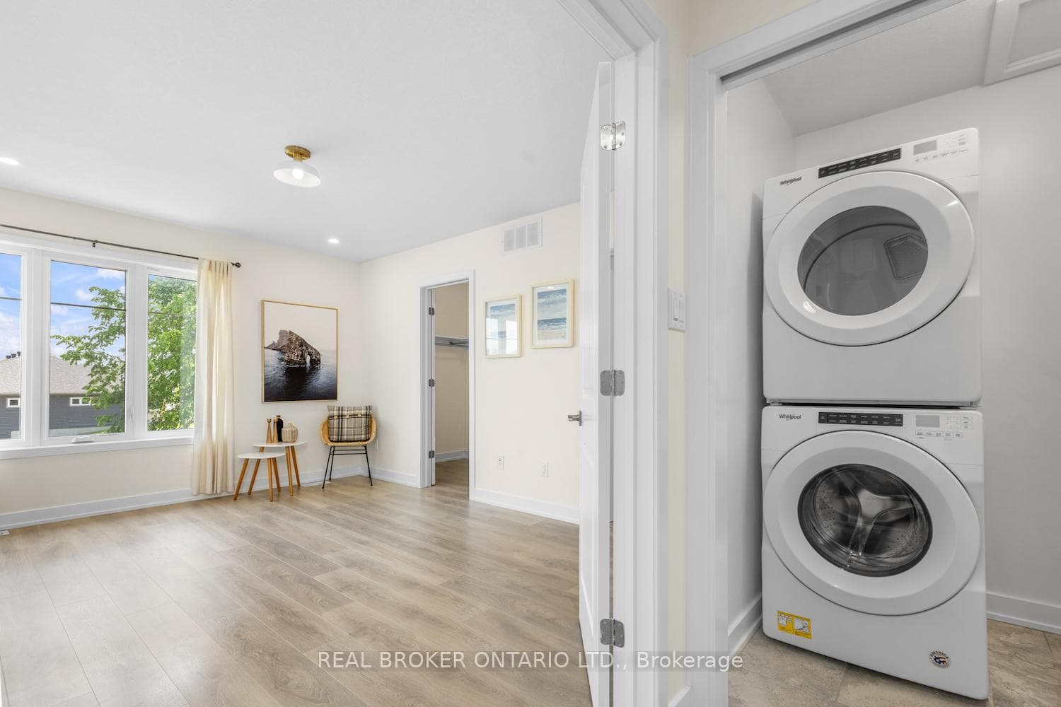 145 Ferrara Drive photo 23