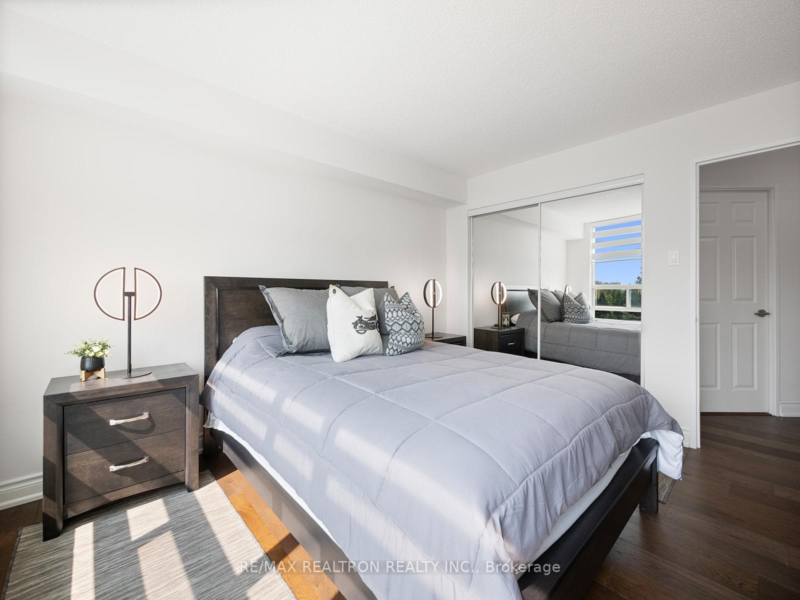 7805 Bayview Avenue Unit 321 photo 24