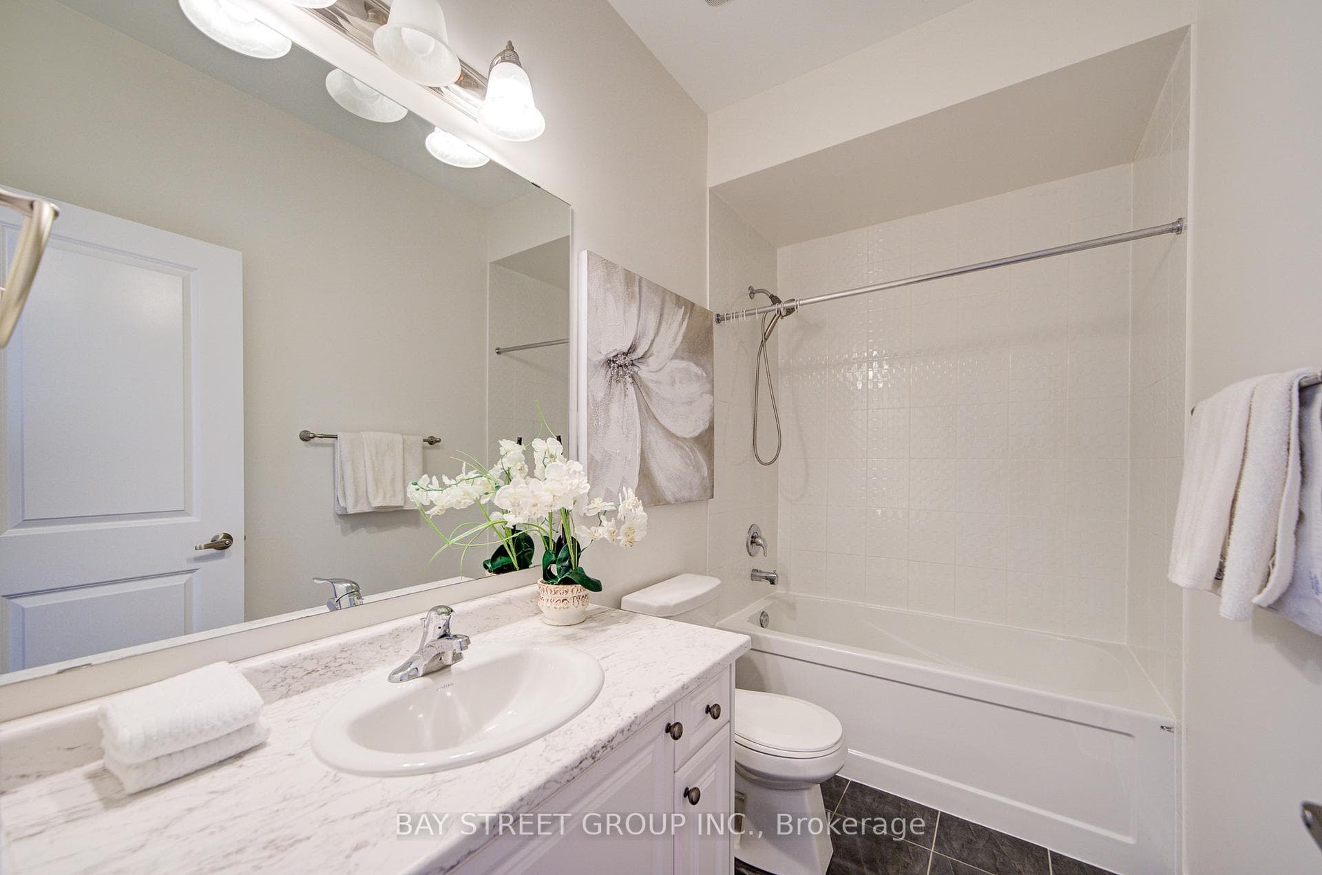 87 McCague Avenue photo 35