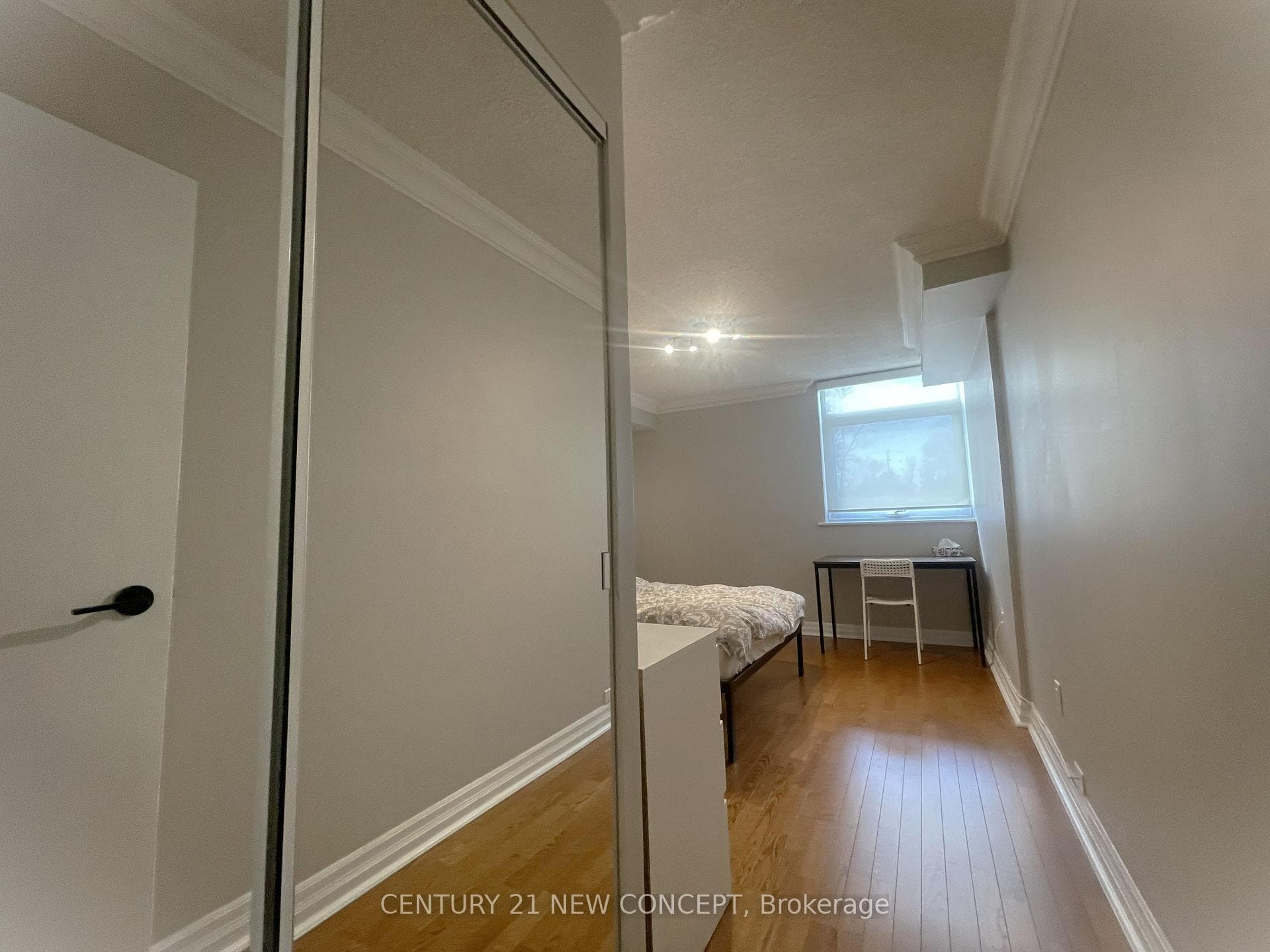 7811 Yonge Street Unit 207 photo 16