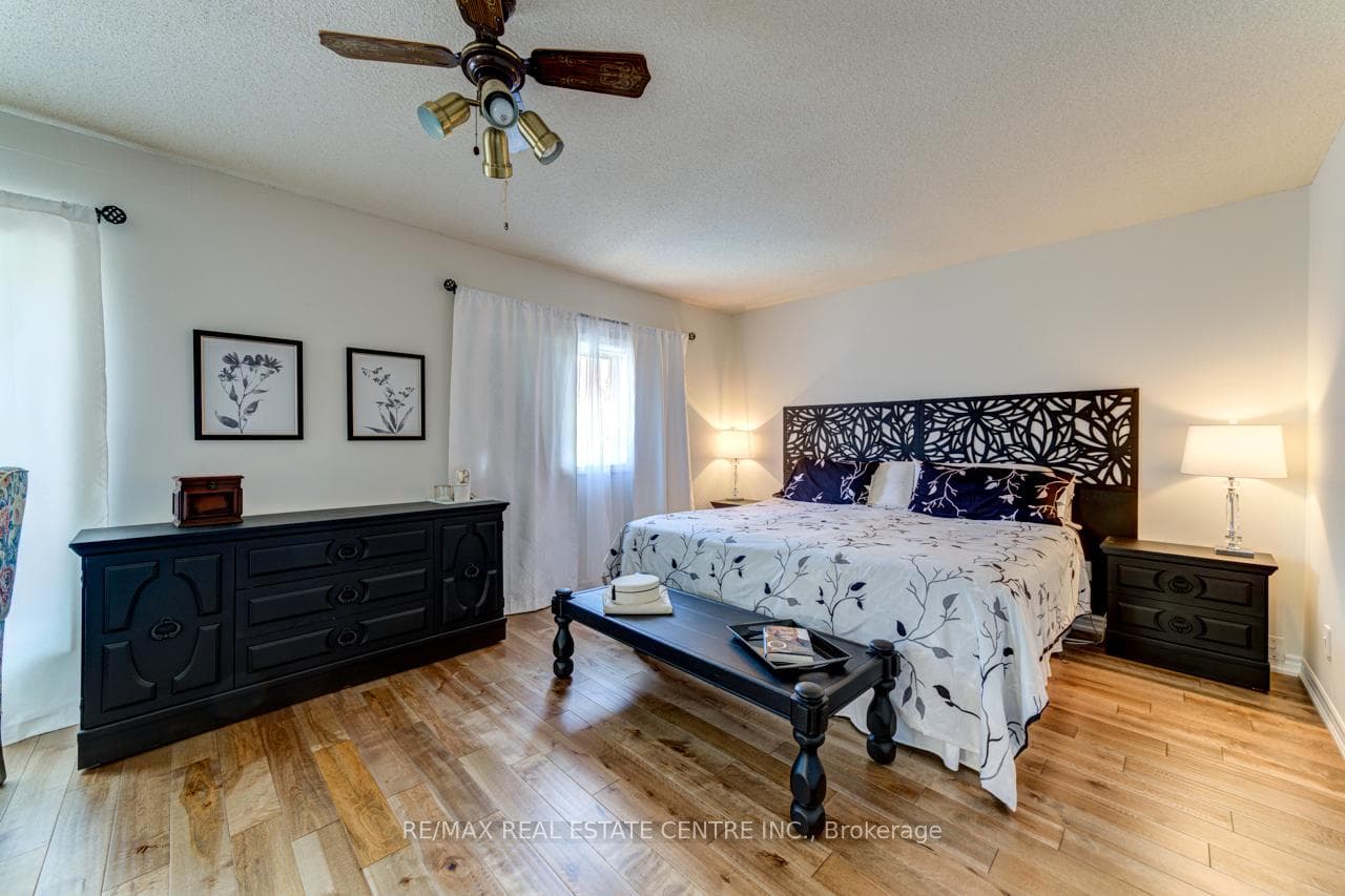 48 River Oaks Boulevard photo 30