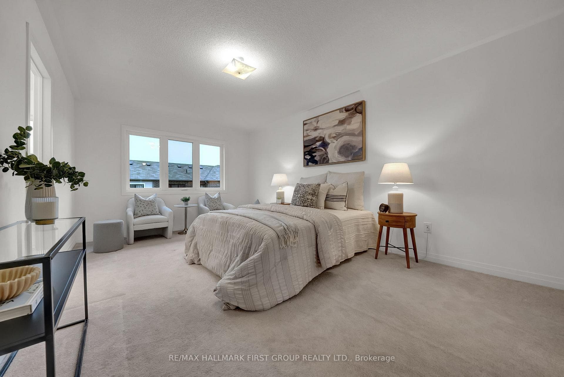 40 Caspian Square photo 12