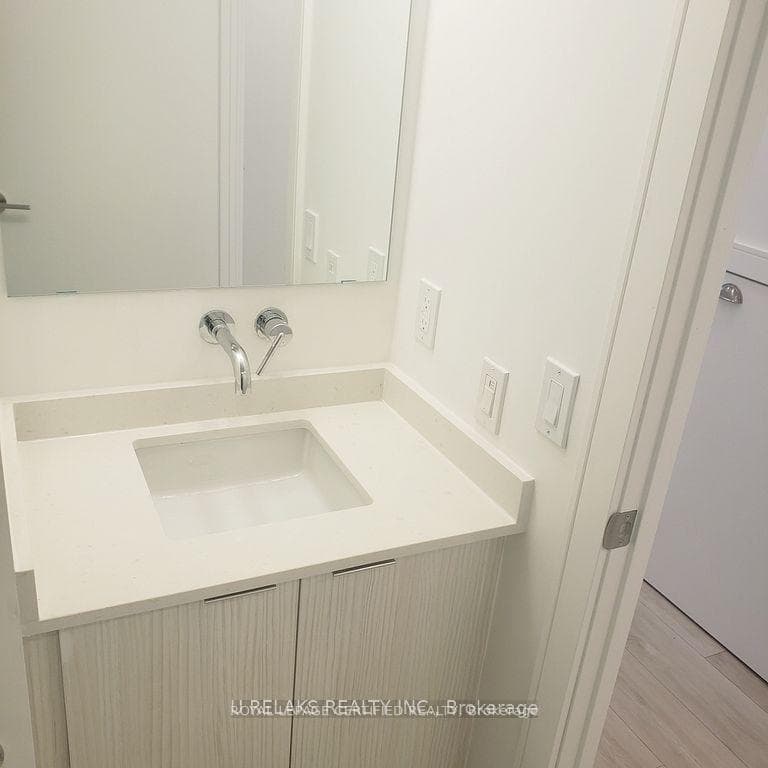 168 Clonmore Drive Unit 16 photo 22