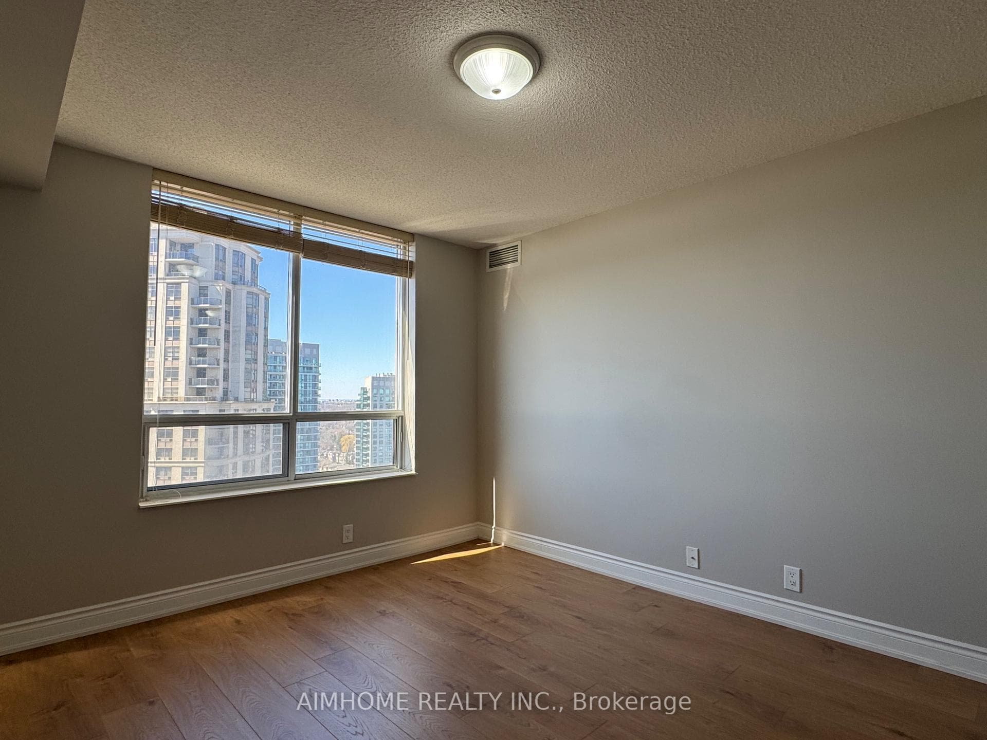 80 HARRISON GARDEN Boulevard Unit 2223 photo 19