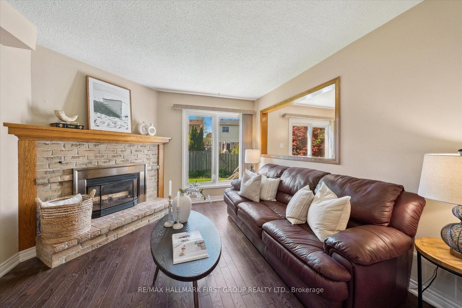 10 Barnes Drive photo 11
