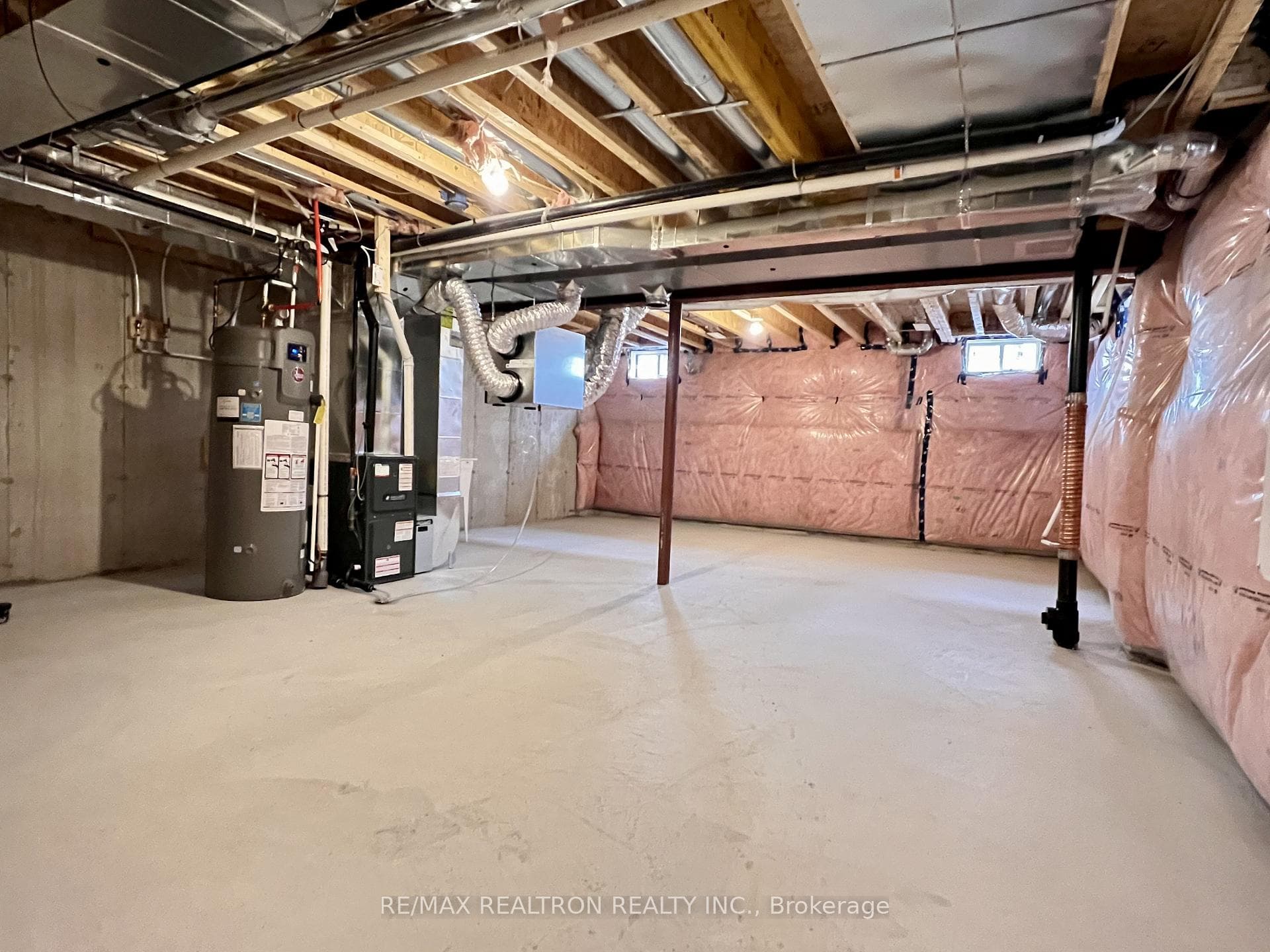 99 Bearberry Road photo 31