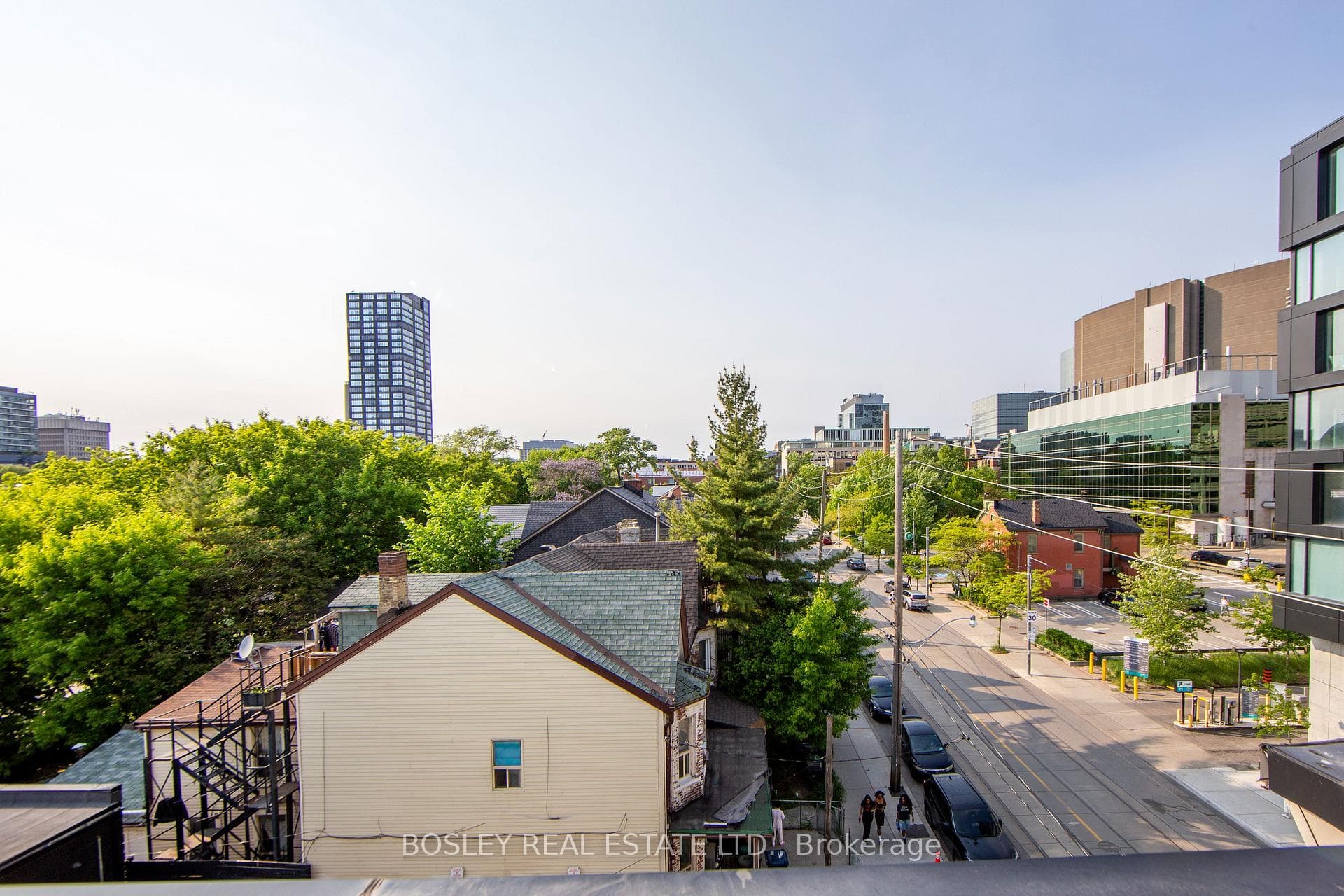 188 McCaul Street photo 37