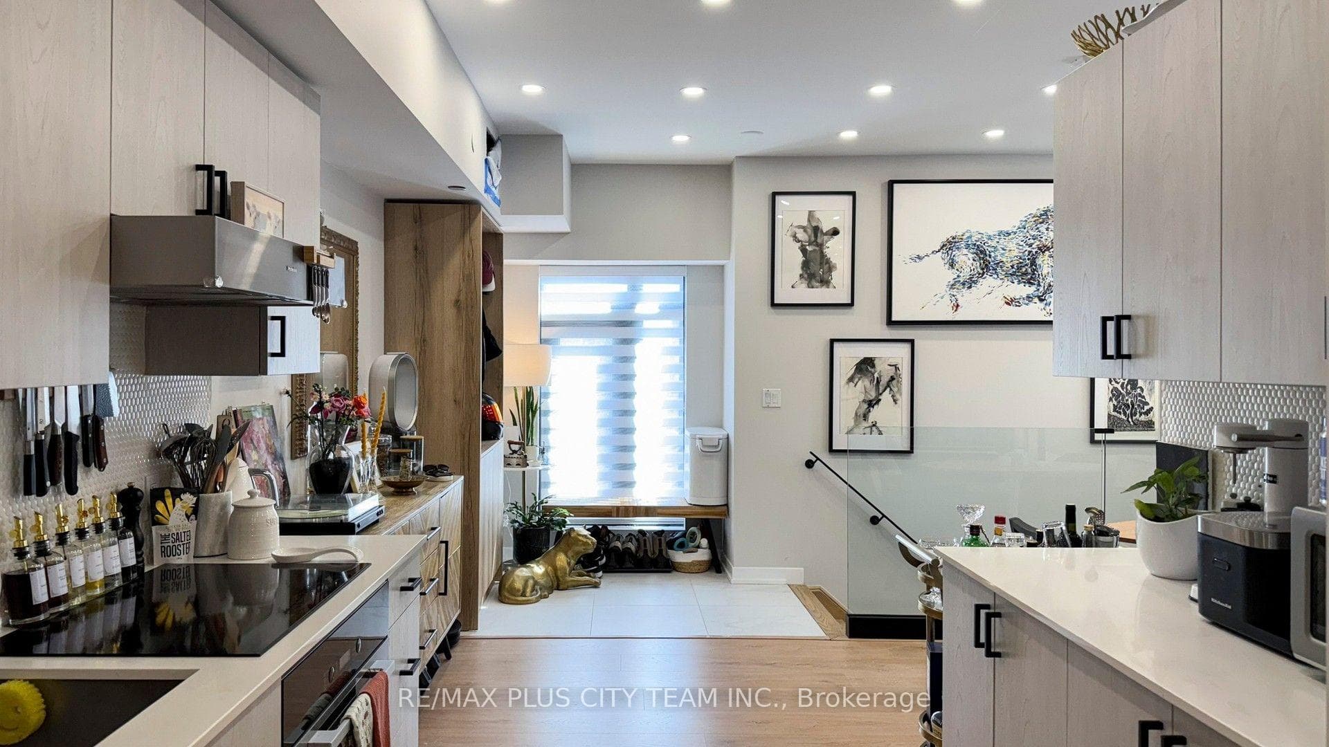 485 Logan Avenue Unit 209 photo 8