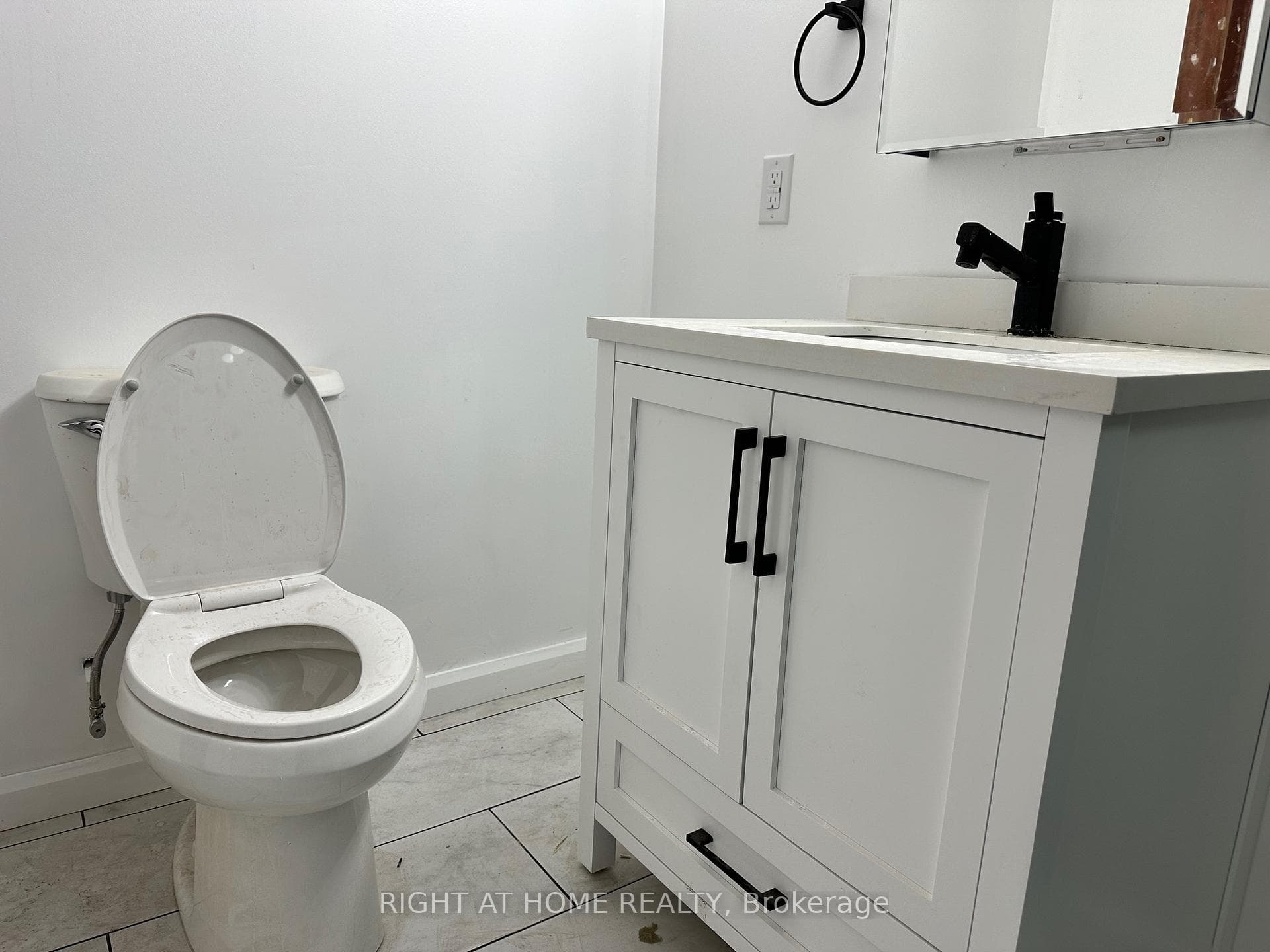374 Blackburn Drive Unit BSMT photo 10
