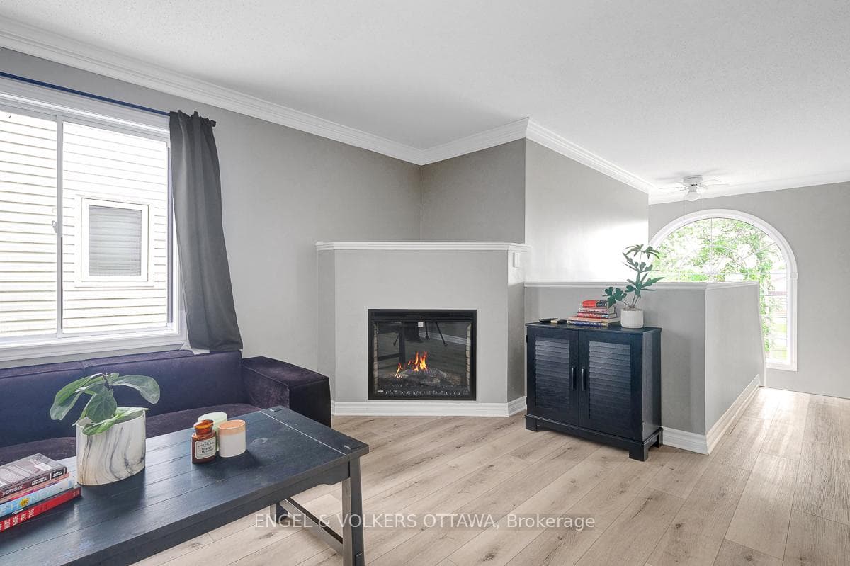 75 Lapointe Boulevard Unit 1A photo 9