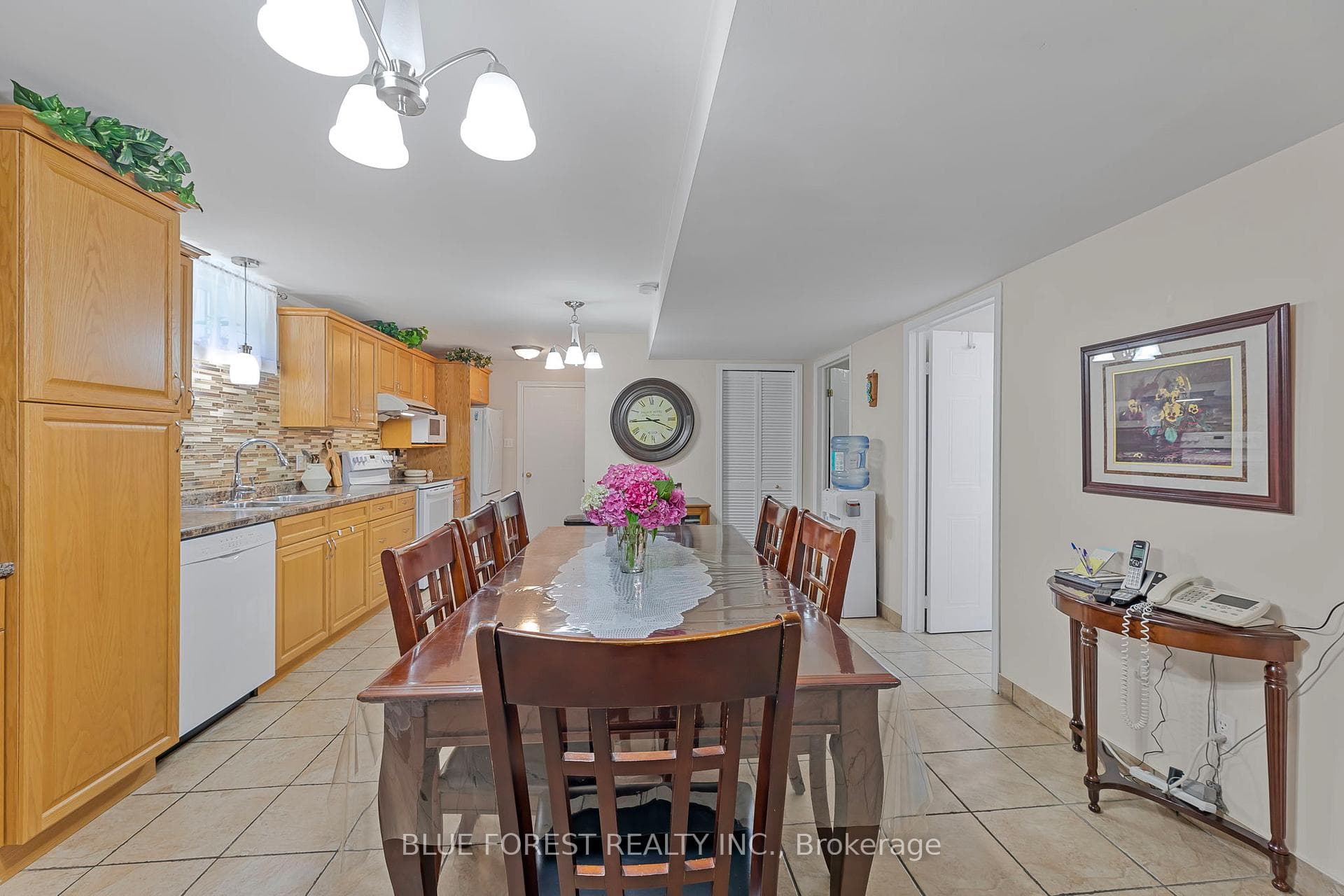 930 Railton Avenue photo 21