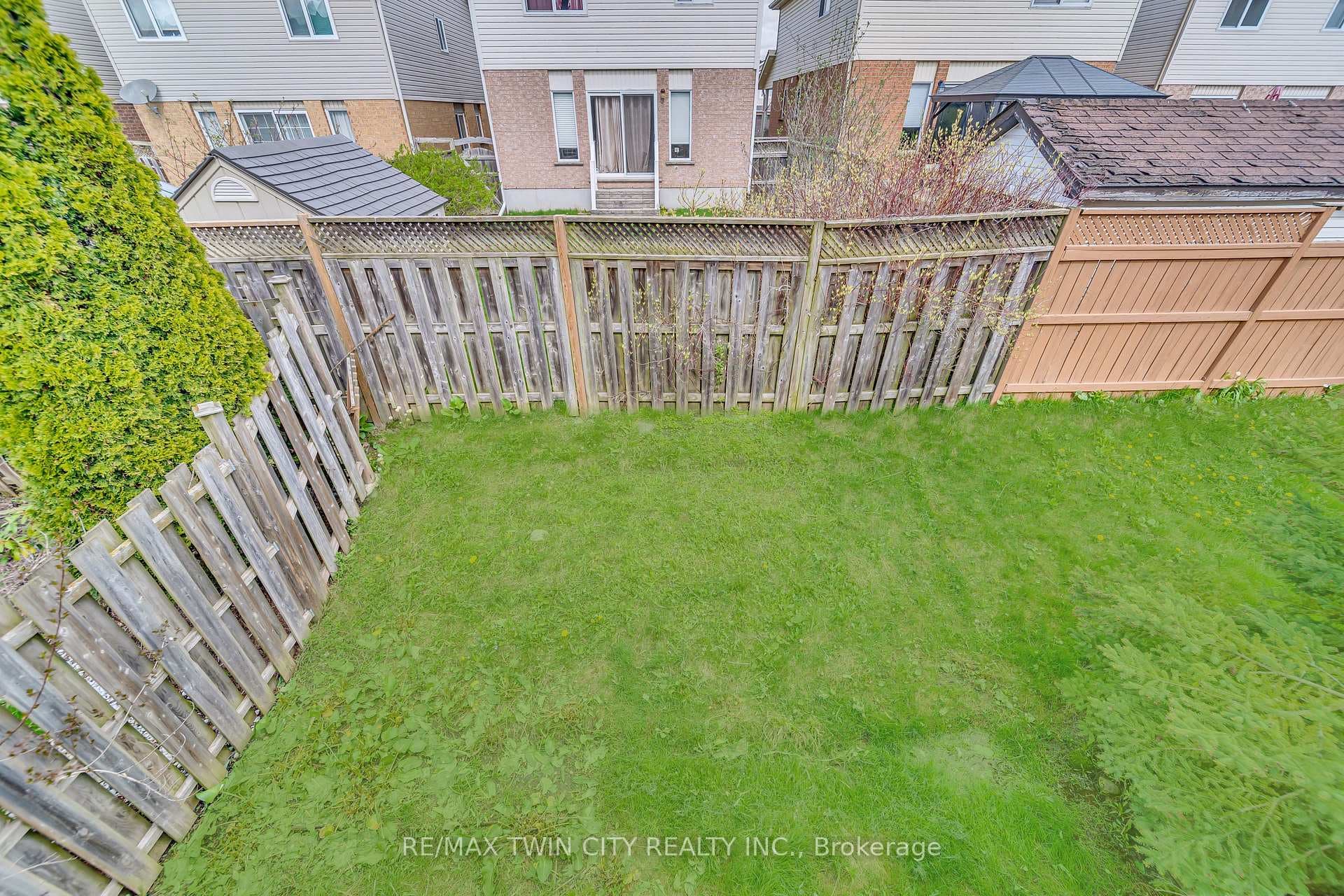 124 Donnenwerth Drive photo 27