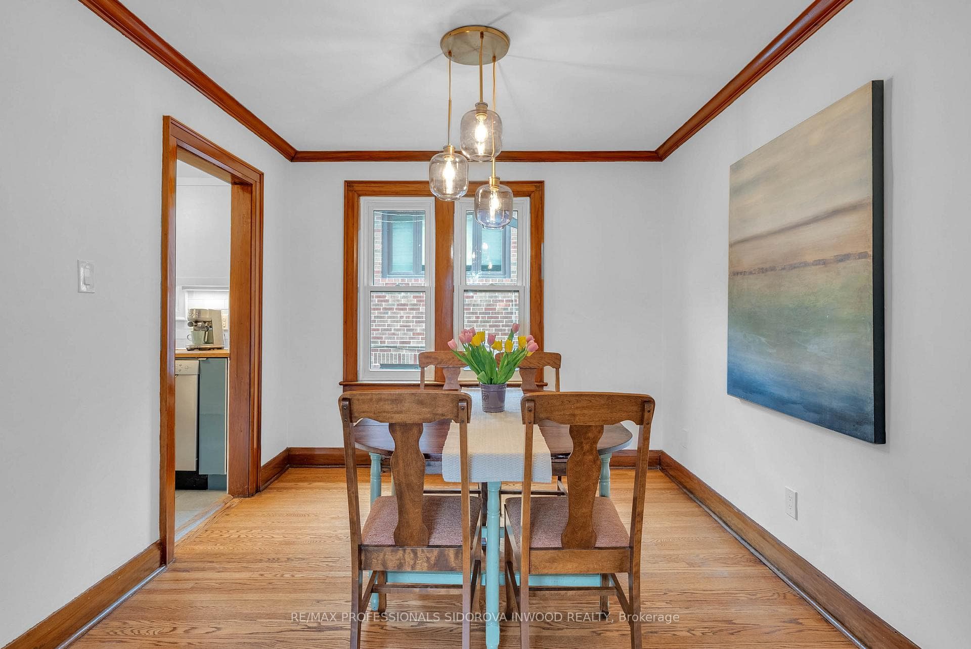2512 Bloor Street Unit 3 photo 6