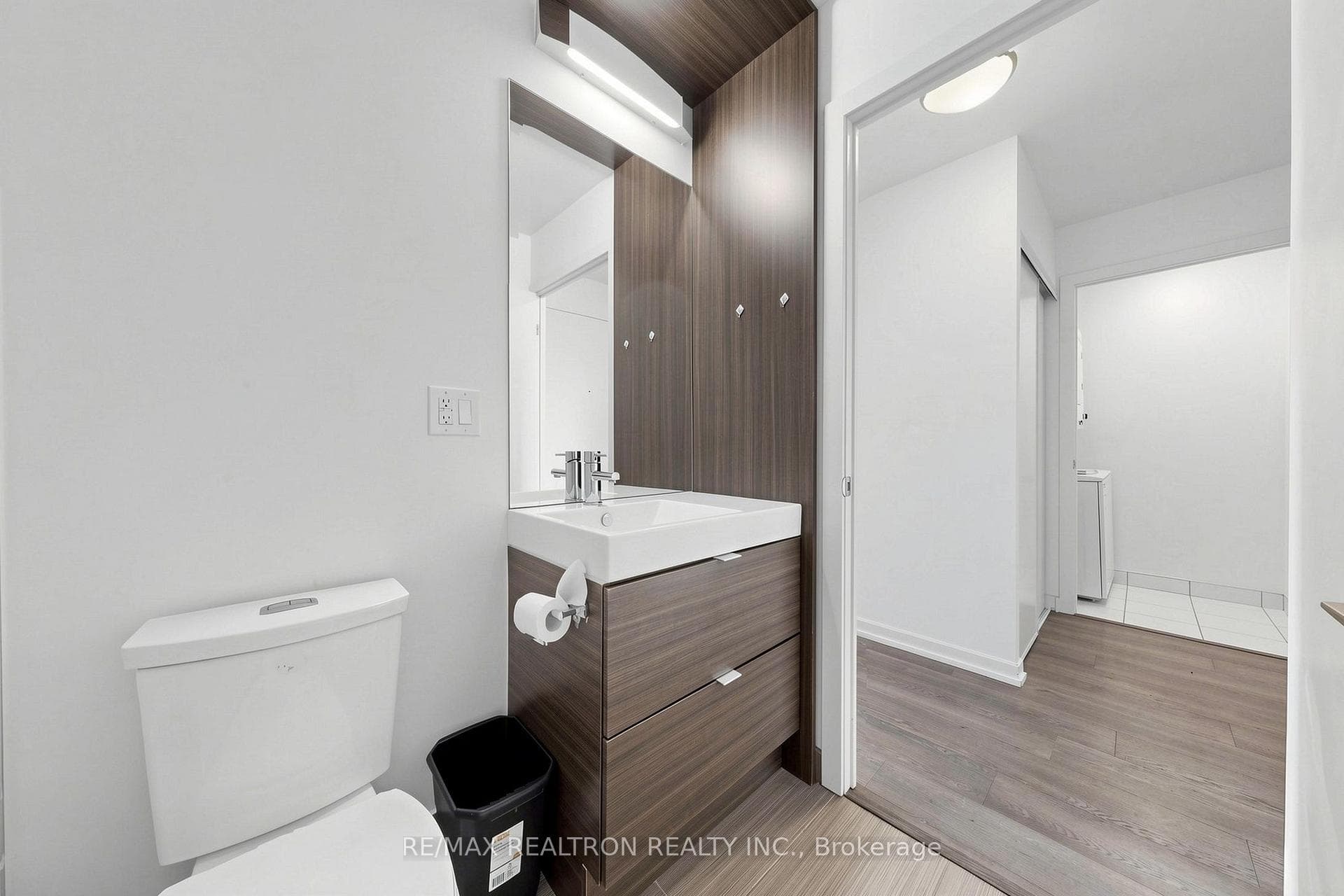 62 Forest Manor Road Unit 606 photo 24
