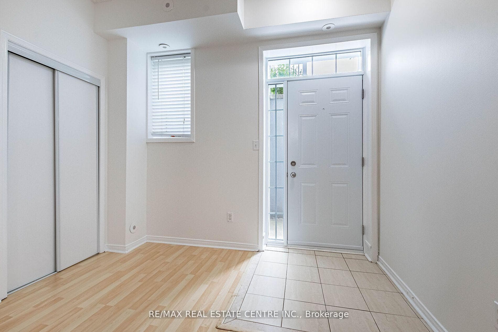 625 Shoreline Drive Unit 13 photo 4