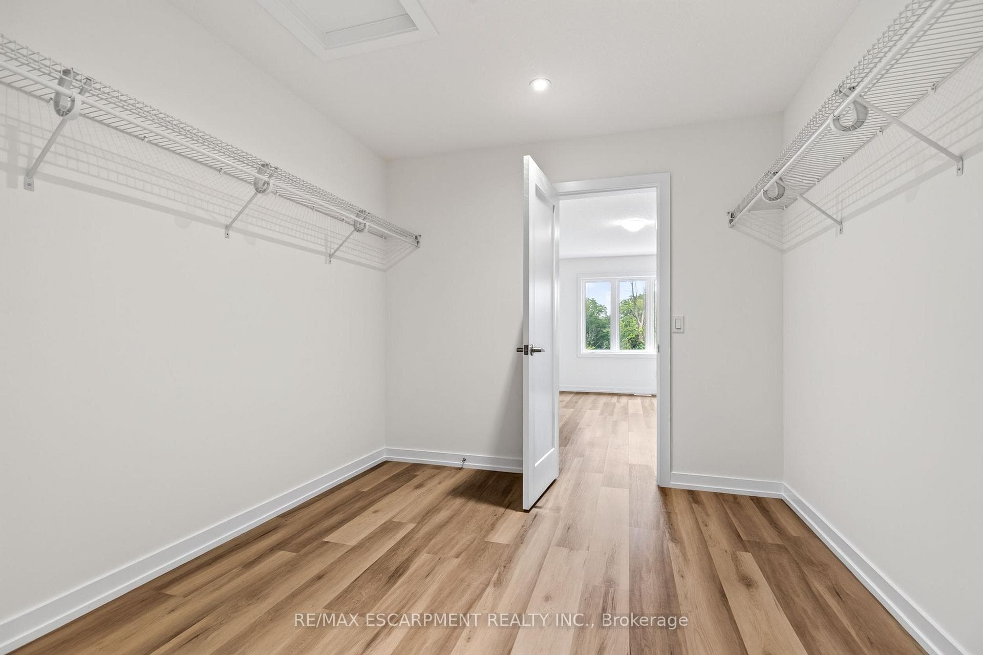 88 Valley Trail Place photo 28