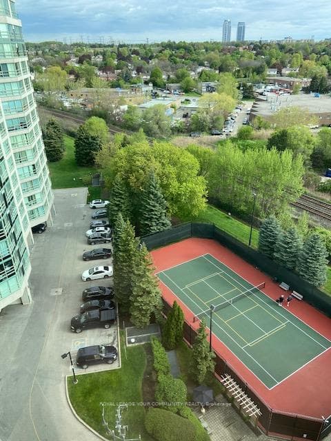 7825 Bayview Avenue Unit 1201 photo 26