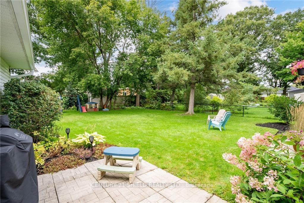 1707 DOVER Road photo 24