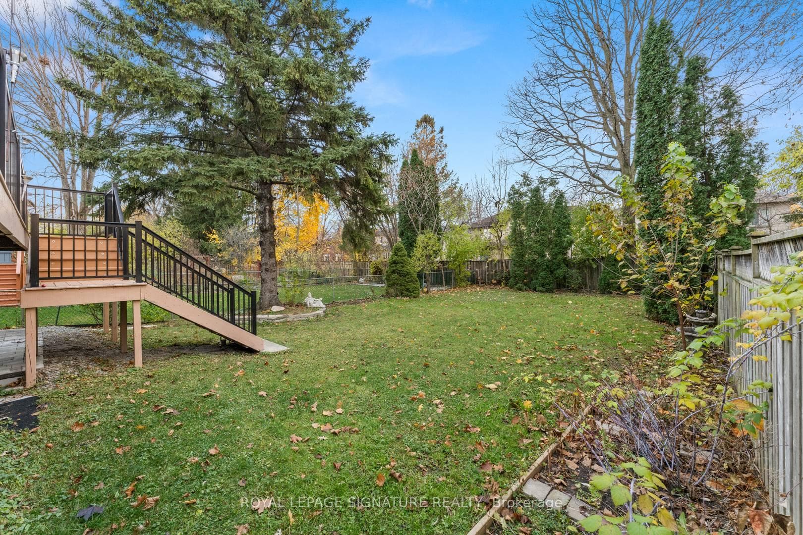 253 Byng Avenue photo 42