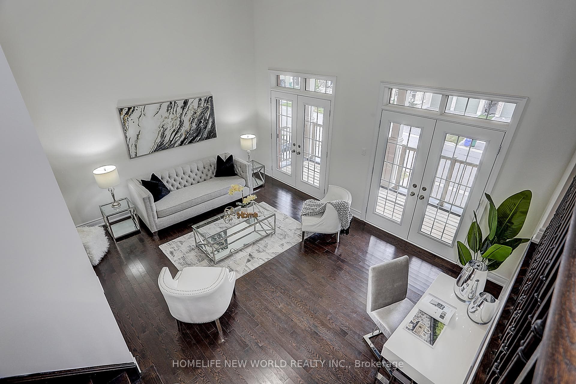 64 Frederick Pearson Street photo 15