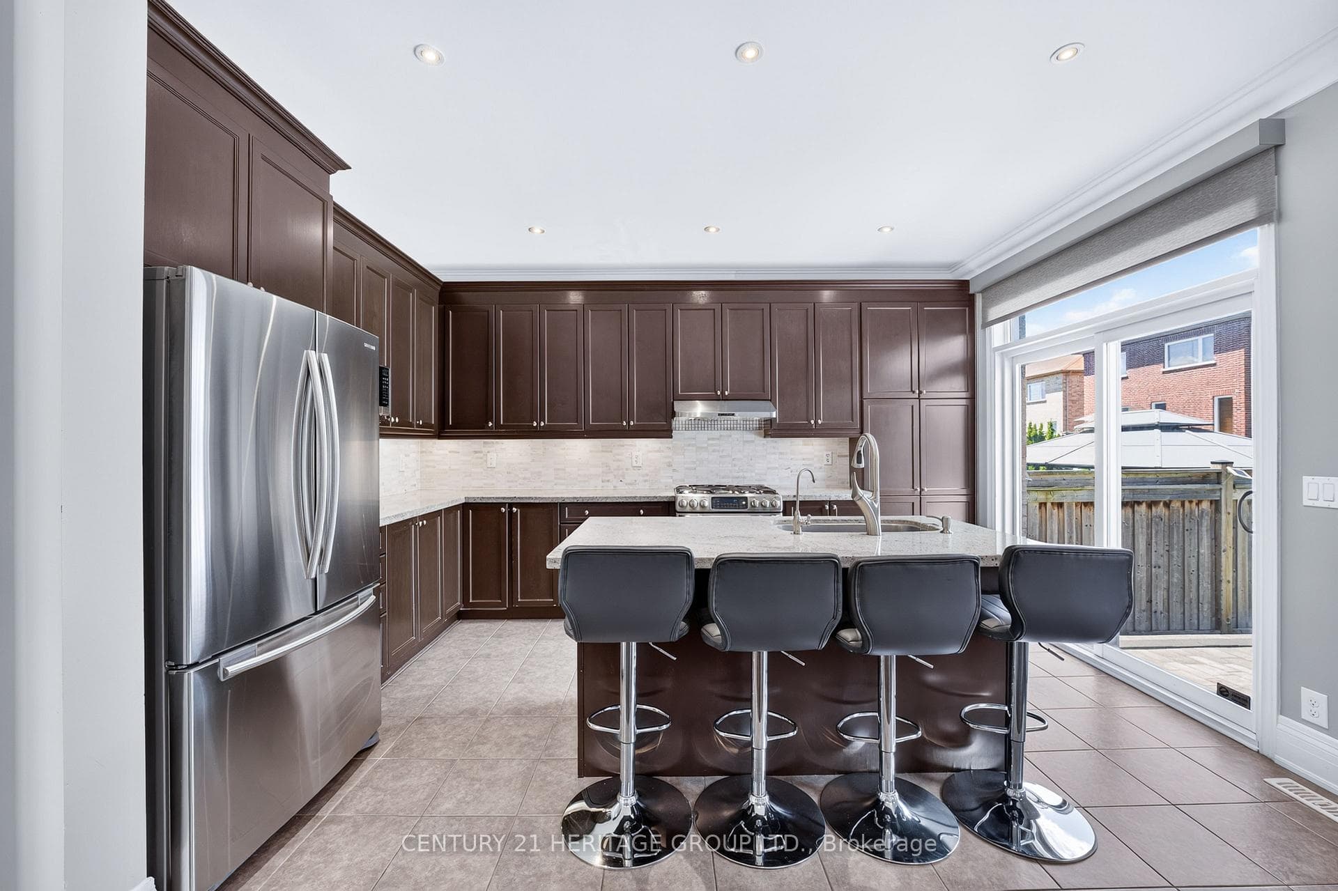 16 Harvest Hills Boulevard photo 11