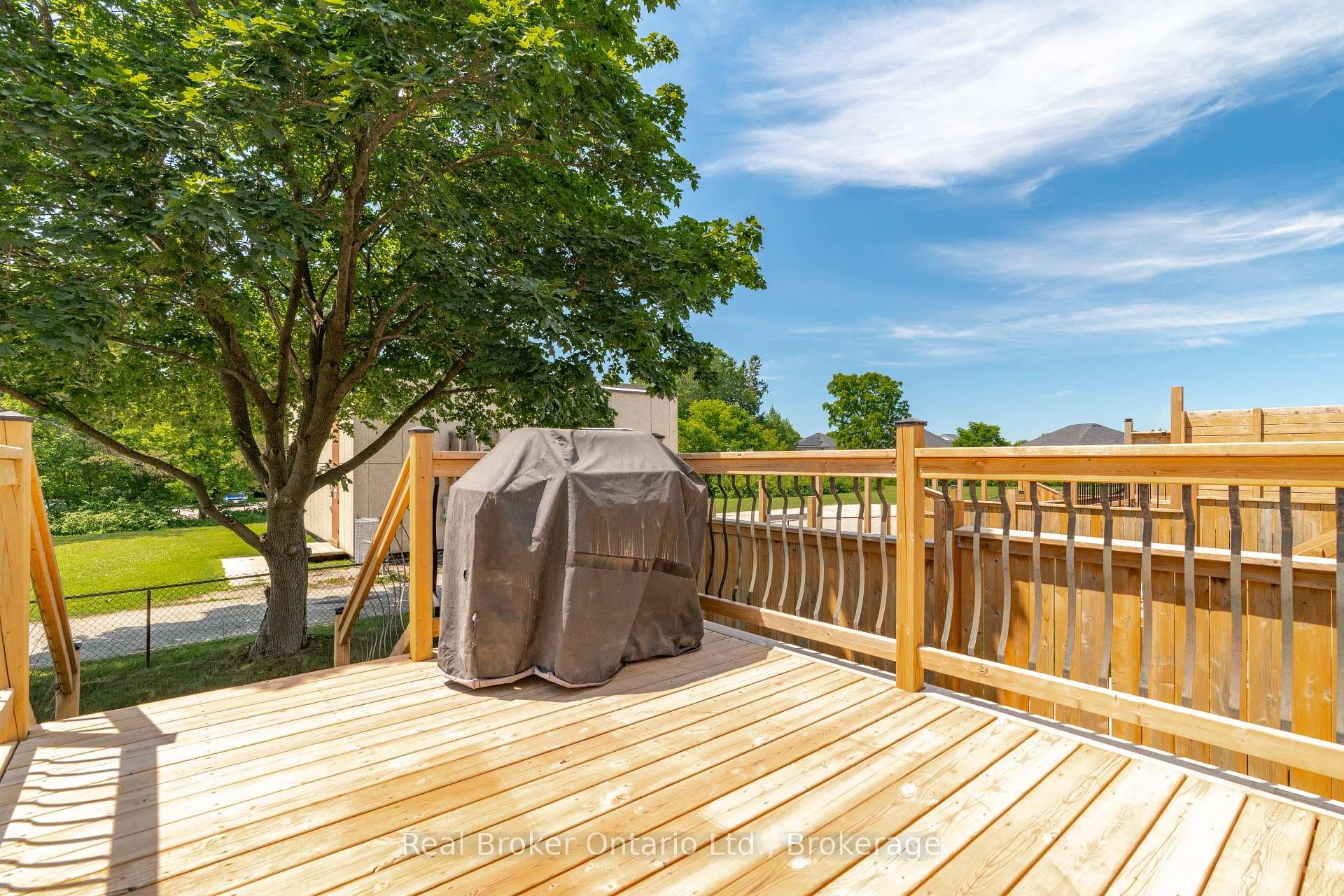 103 Stephenson Way photo 31