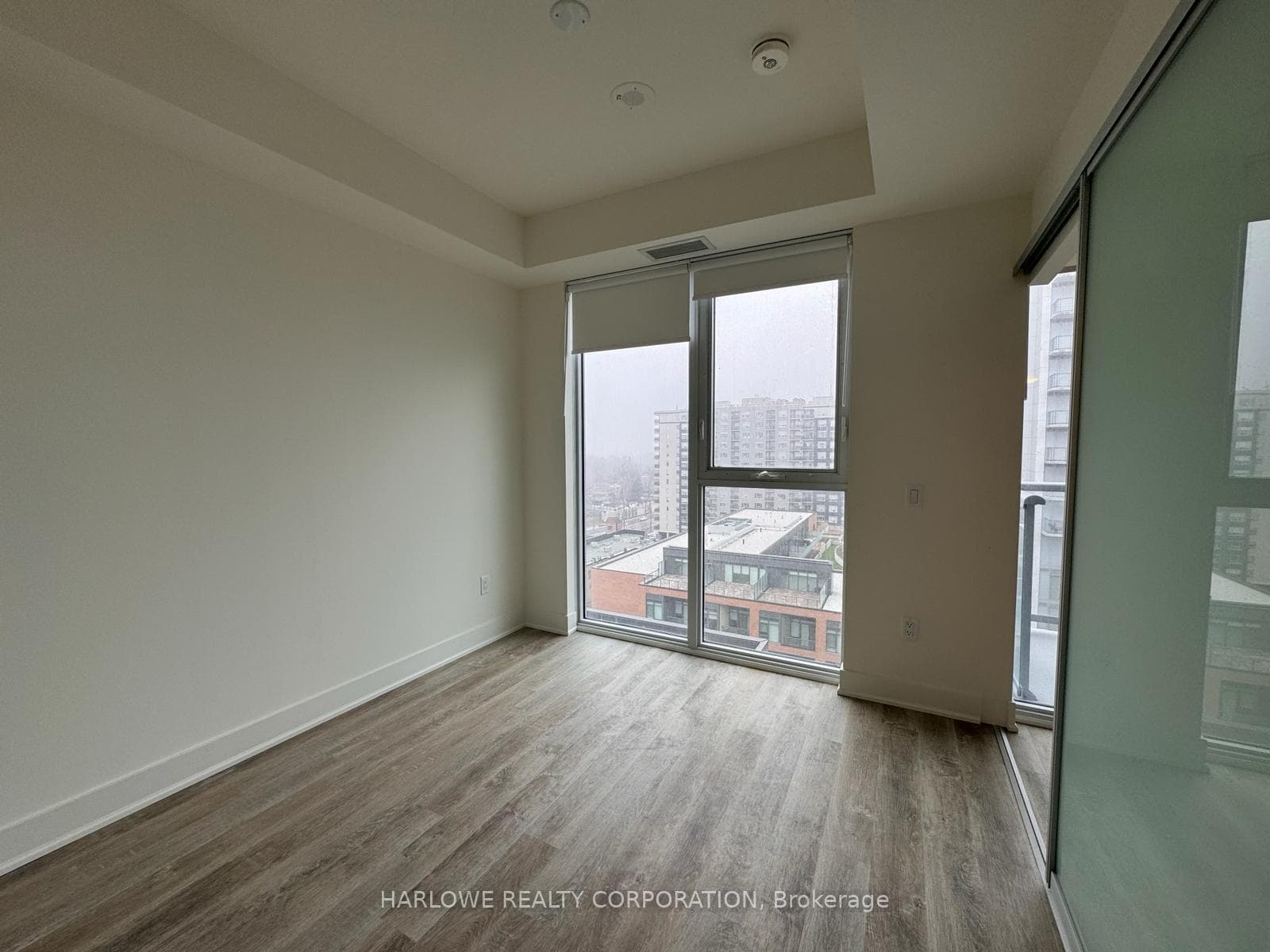 185 Deerfield Road Unit 901 photo 7