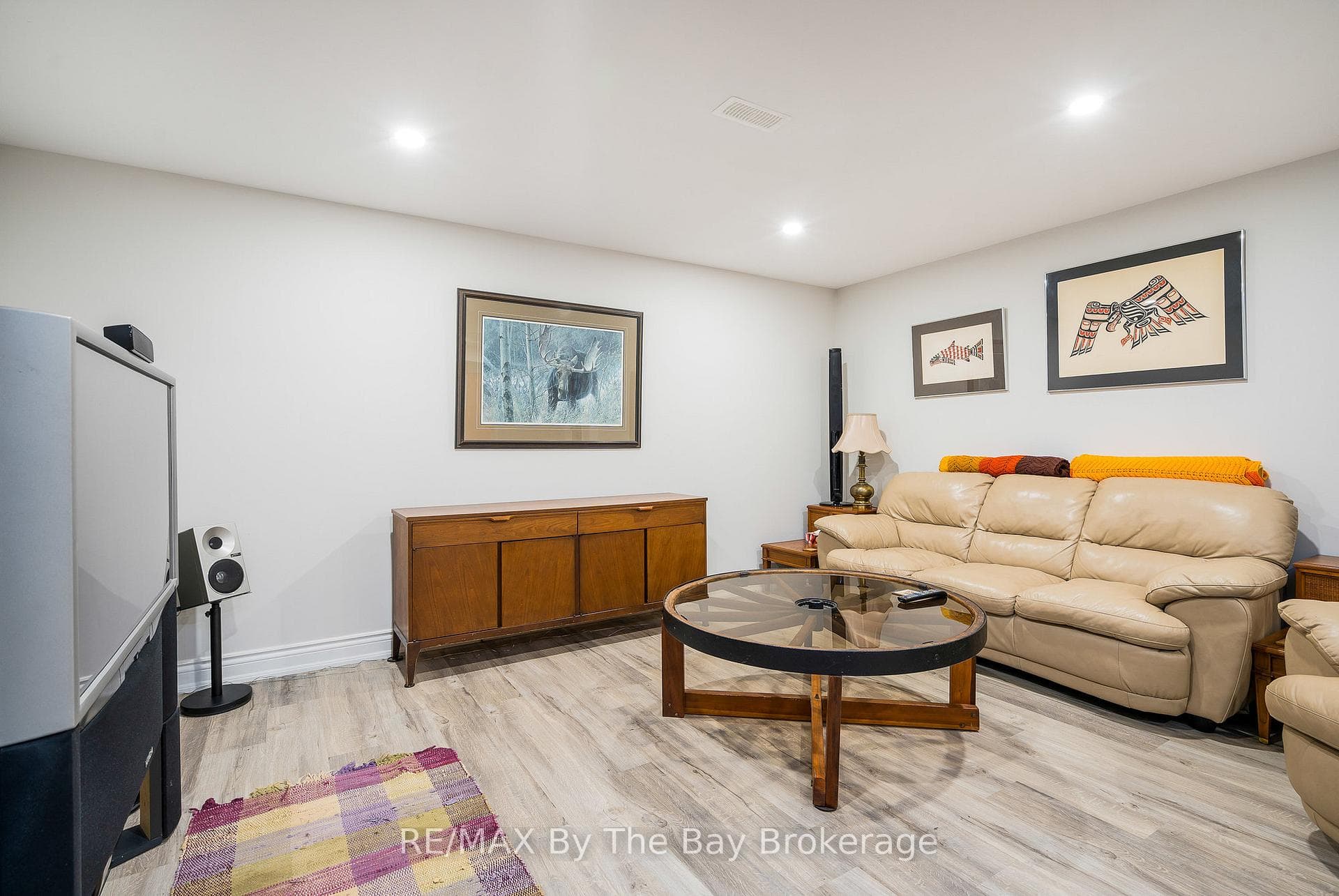 38 Willow Drive photo 35