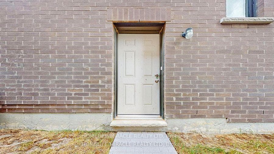 26 Calabria Drive photo 47