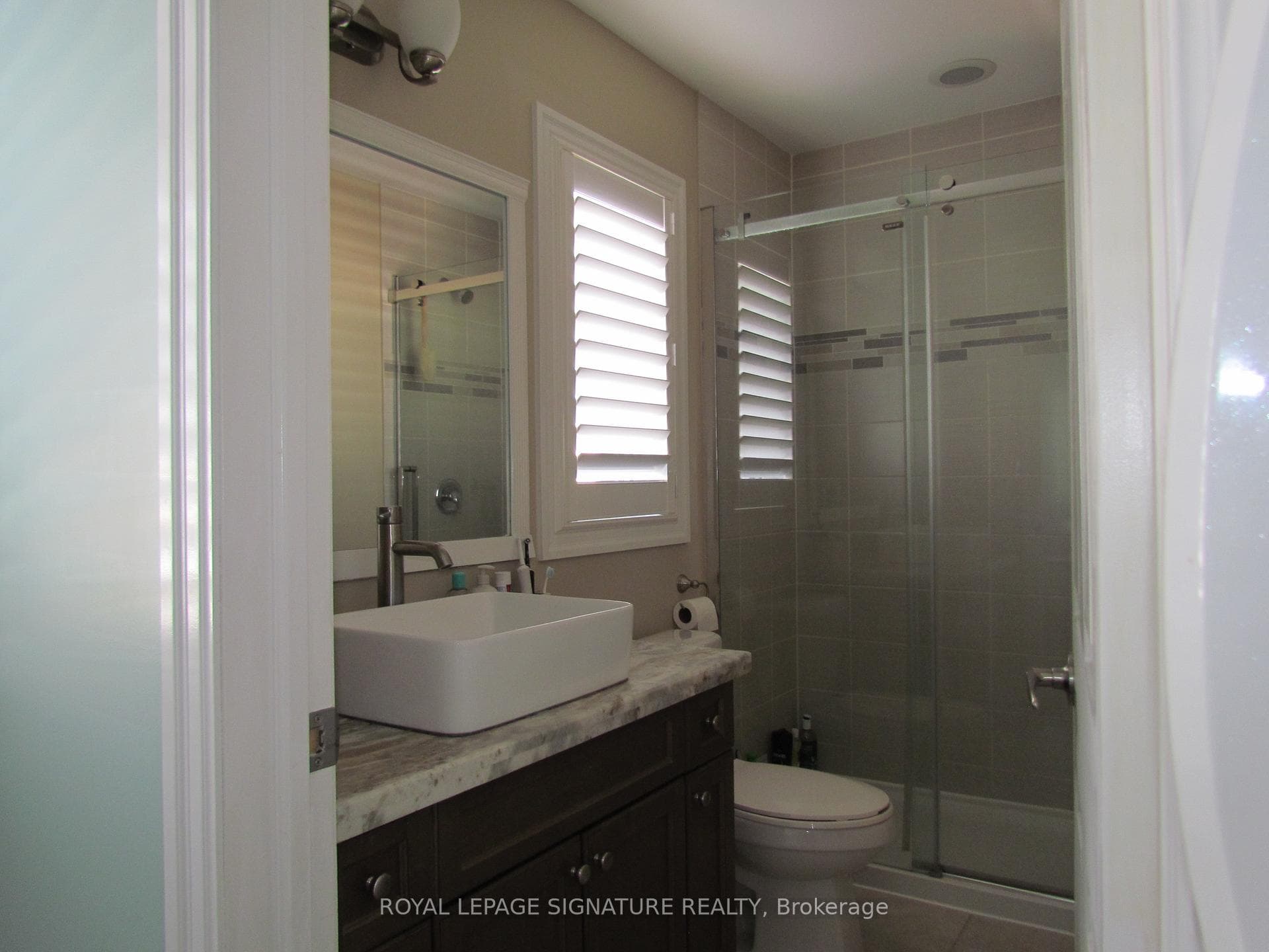 1301 Leger Way photo 20