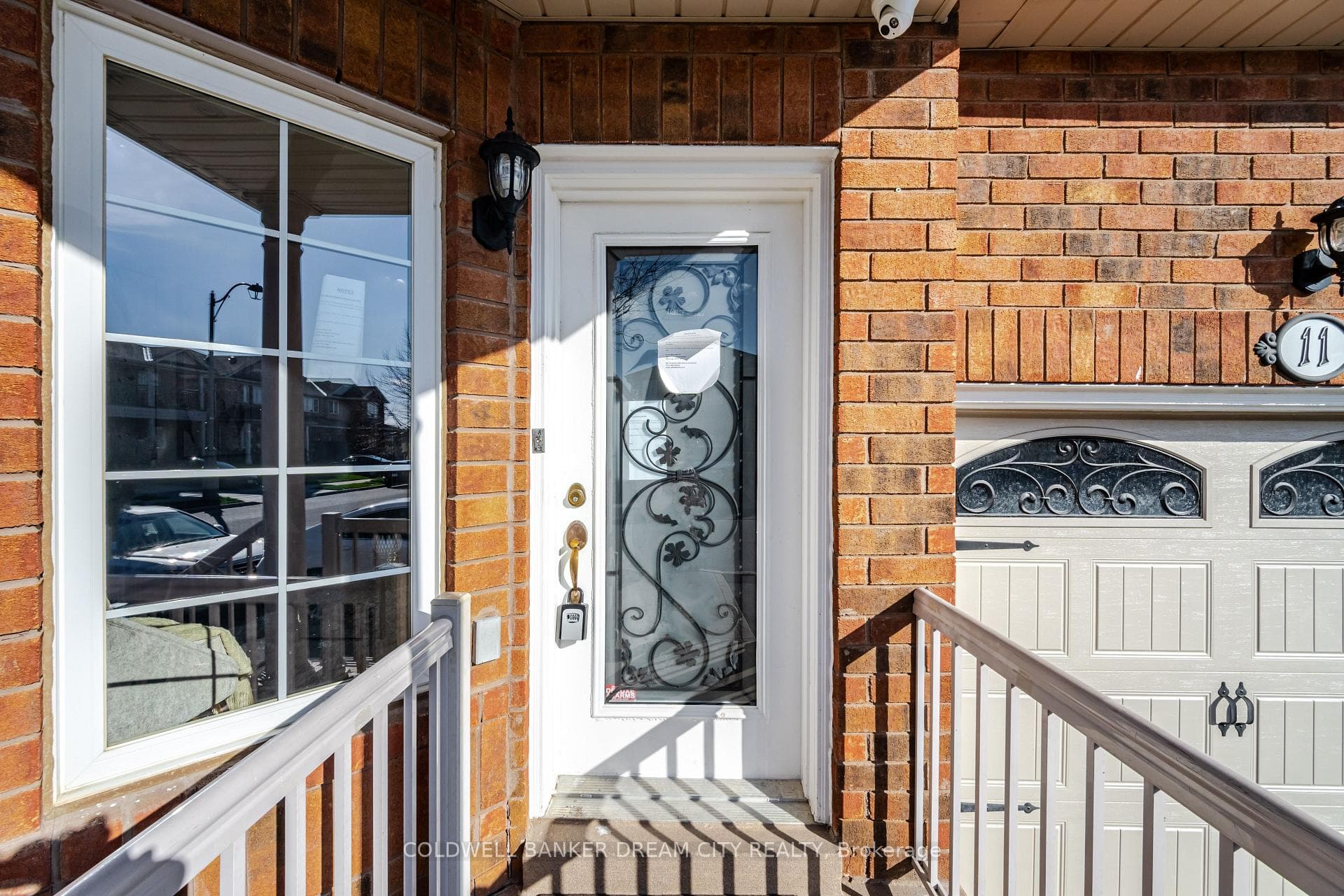 11 Dawes Road photo 3