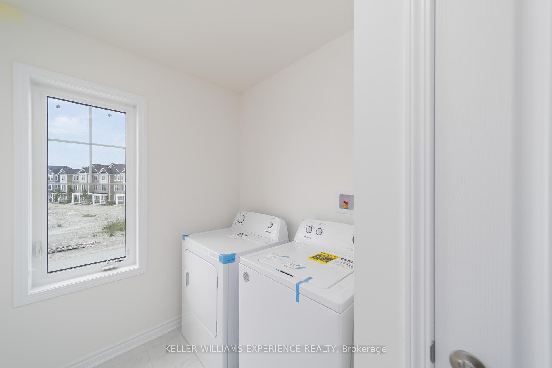 2 Shapira Avenue photo 22