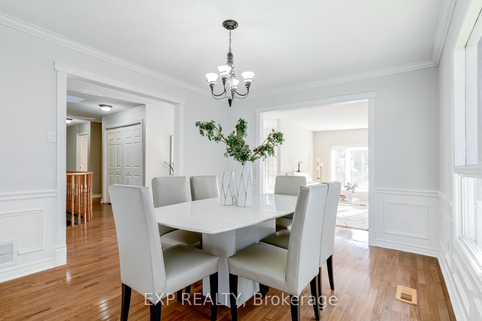 27 Fern Valley Crescent photo 13
