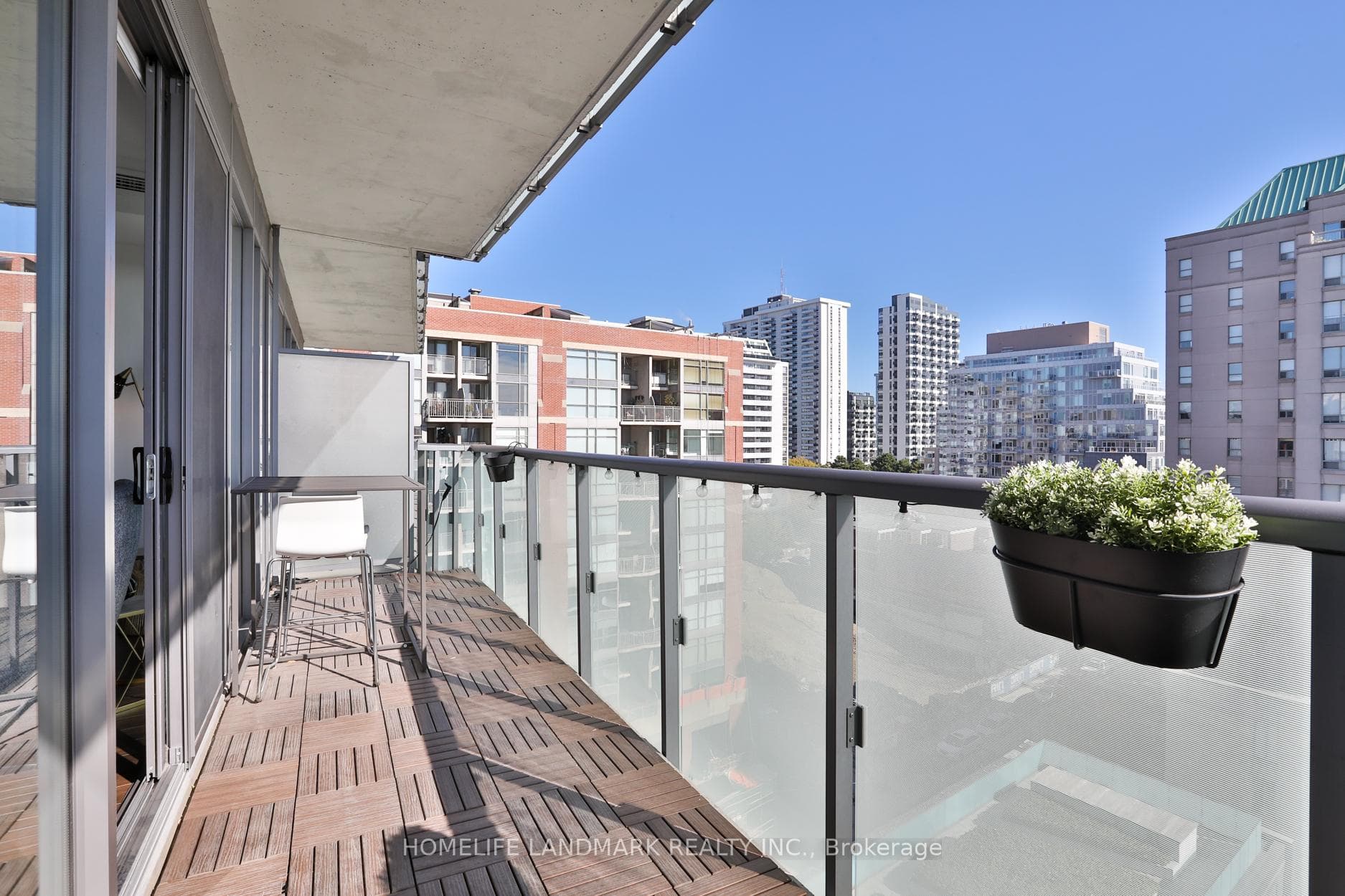 1815 Yonge Street Unit 1007 photo 13