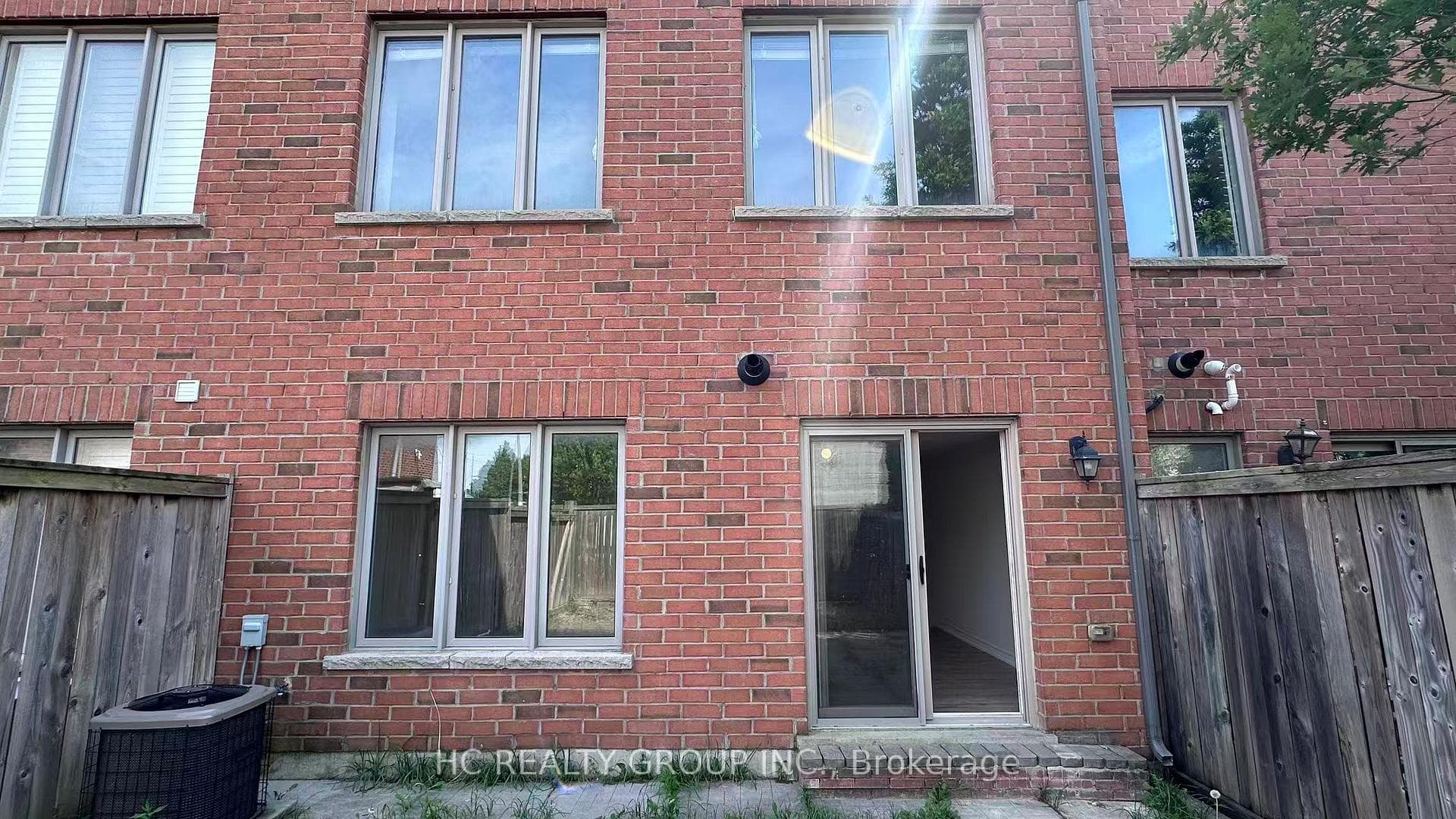 7 Lily Cup Avenue photo 31