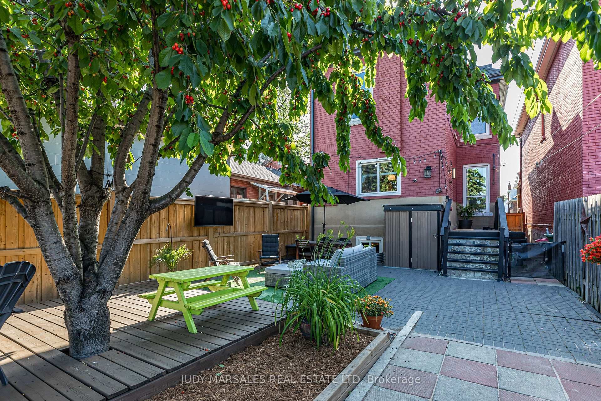 189 West Avenue photo 45