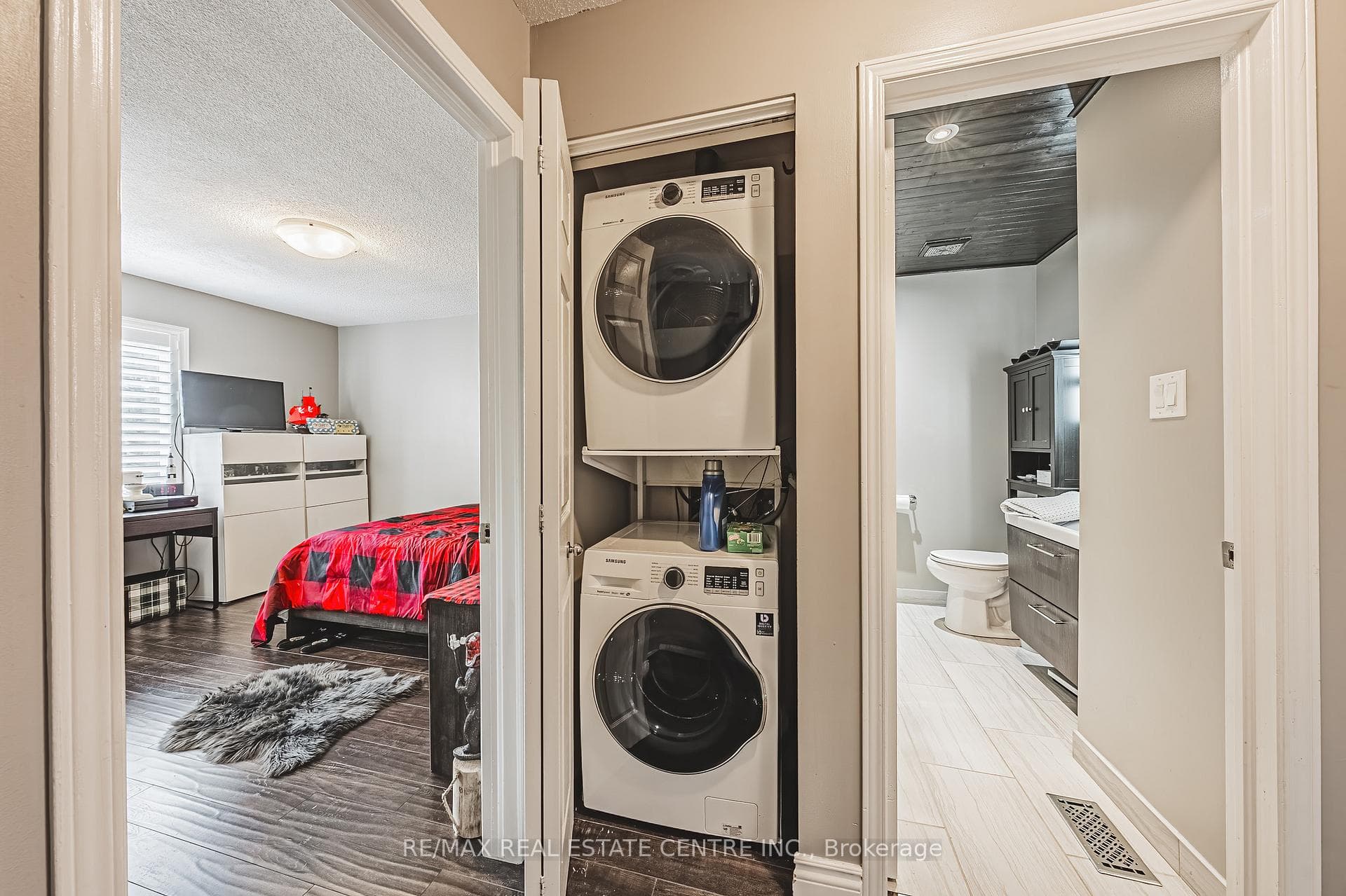 266 LIMERIDGE Road Unit 3 photo 24