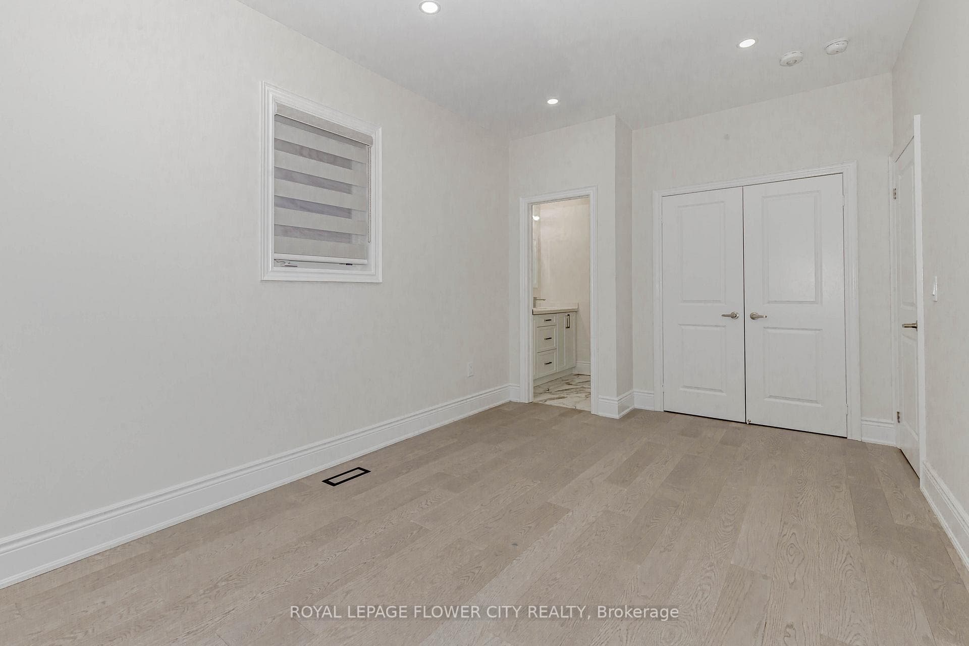 31 Betty May Crescent photo 17
