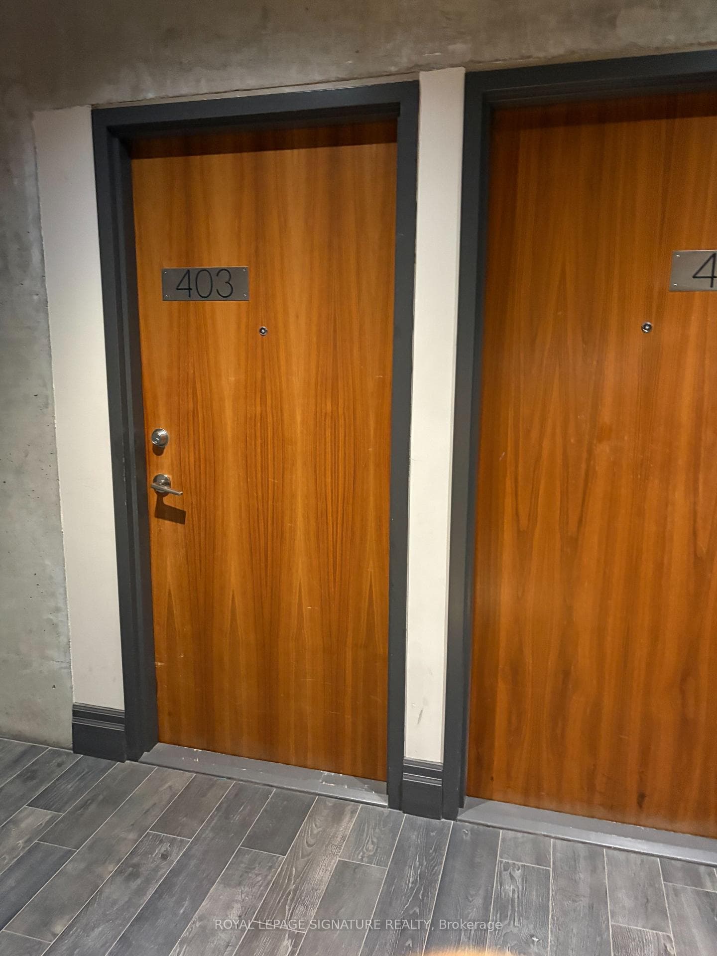 169 John Street Unit 403 photo 3