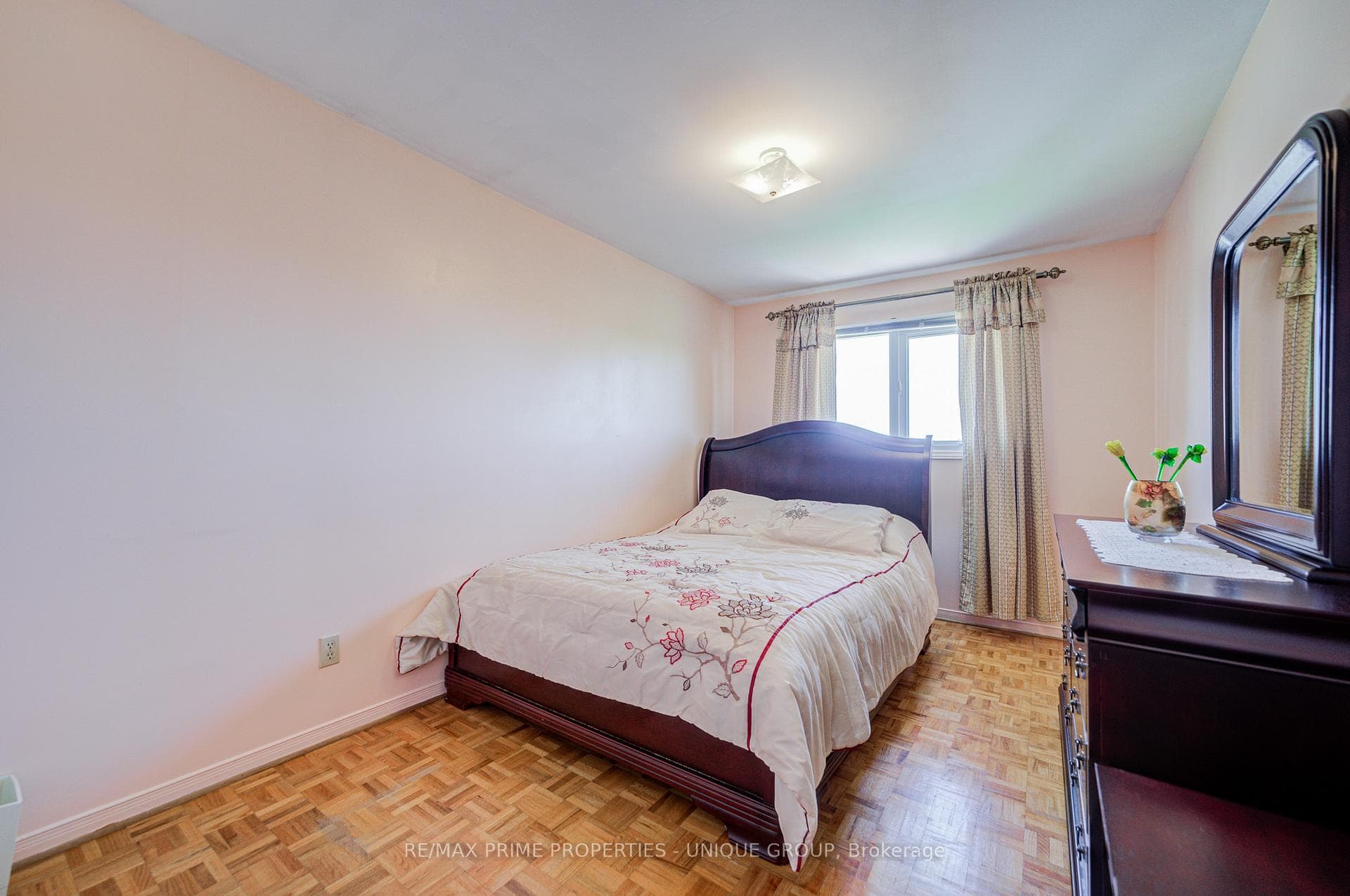 2nd Bedroom overlooking backyard.