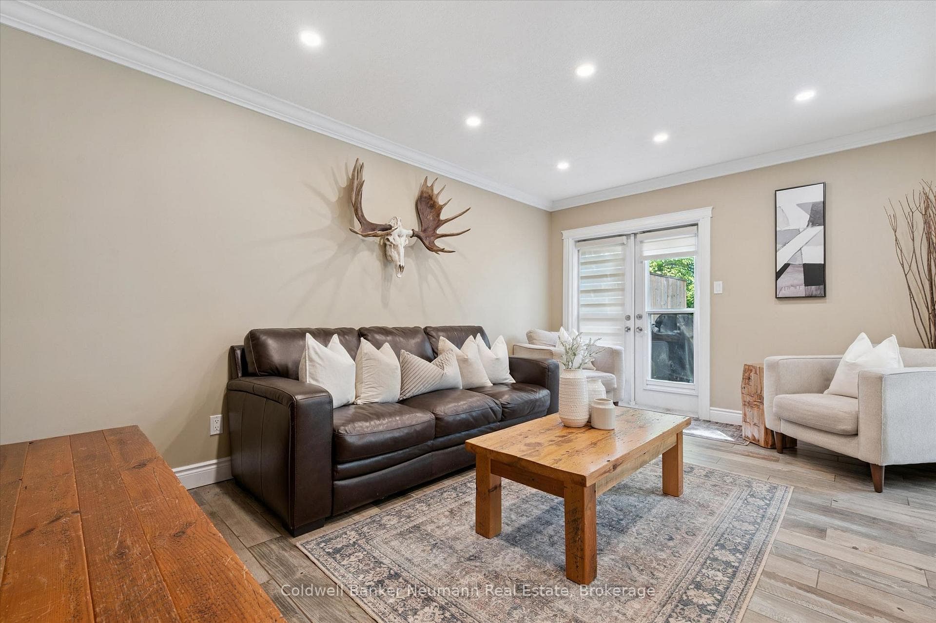 1564 Mannheim Road photo 7