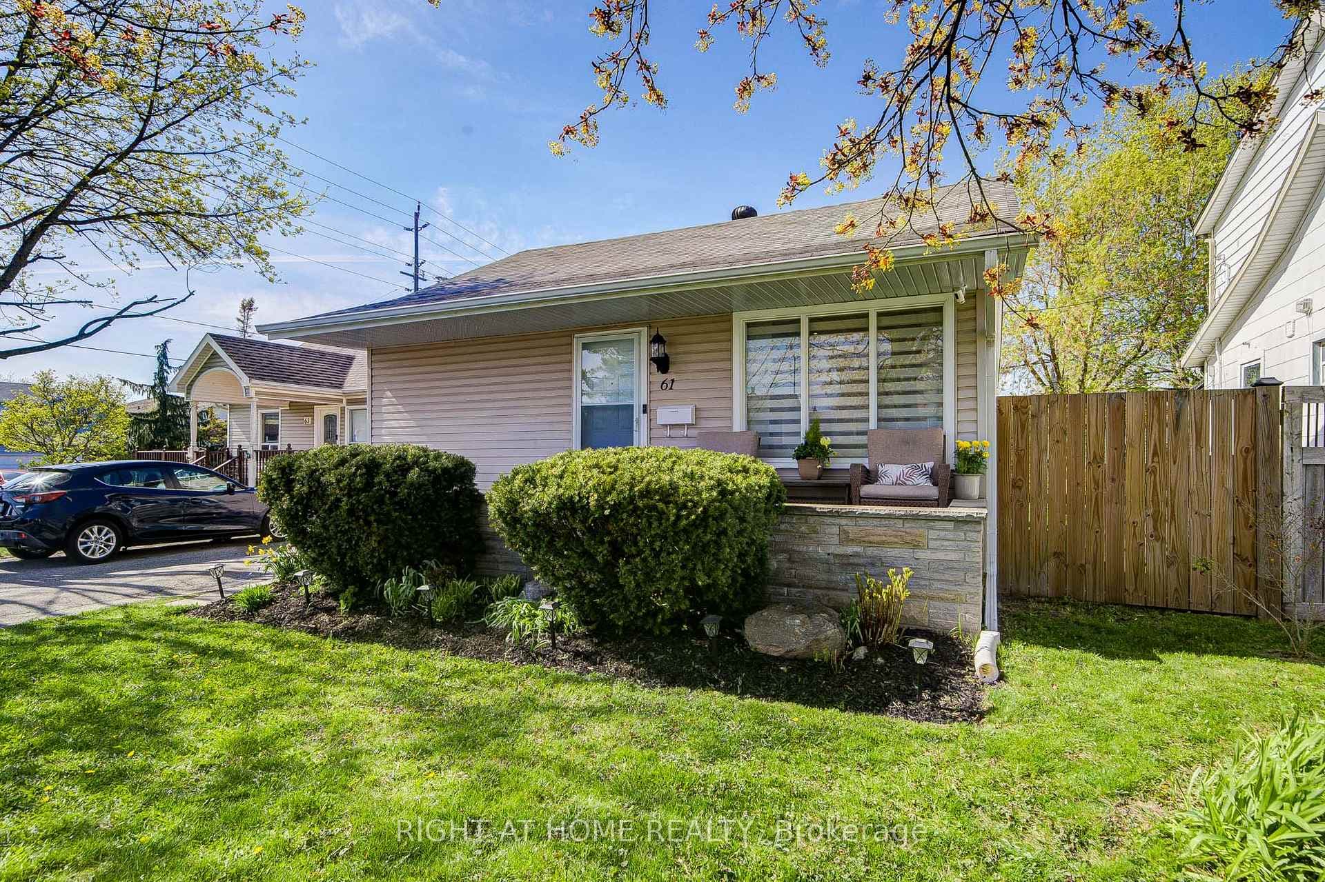 61 Beatty Road photo 2